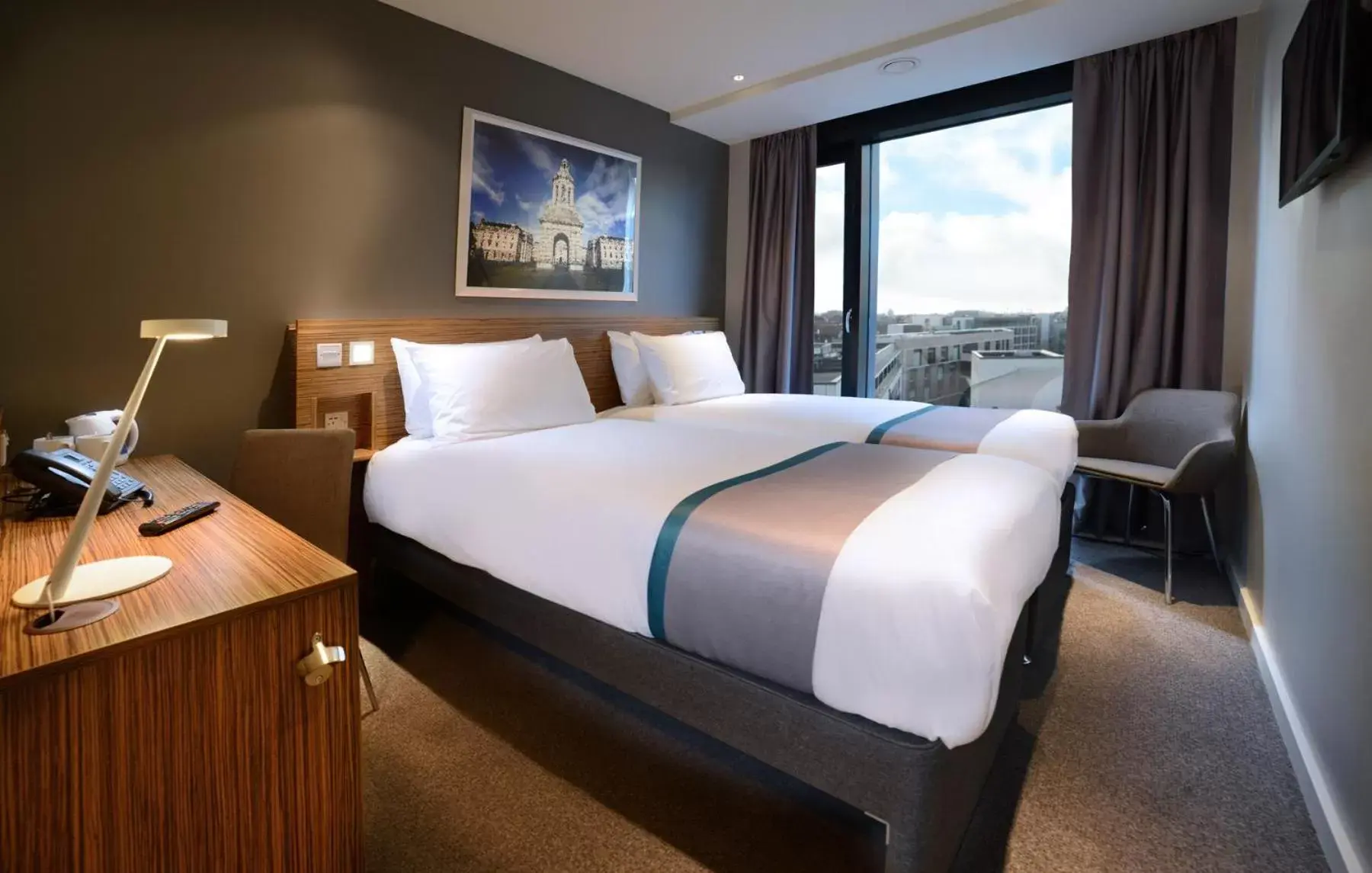 Travelodge PLUS Dublin City Centre