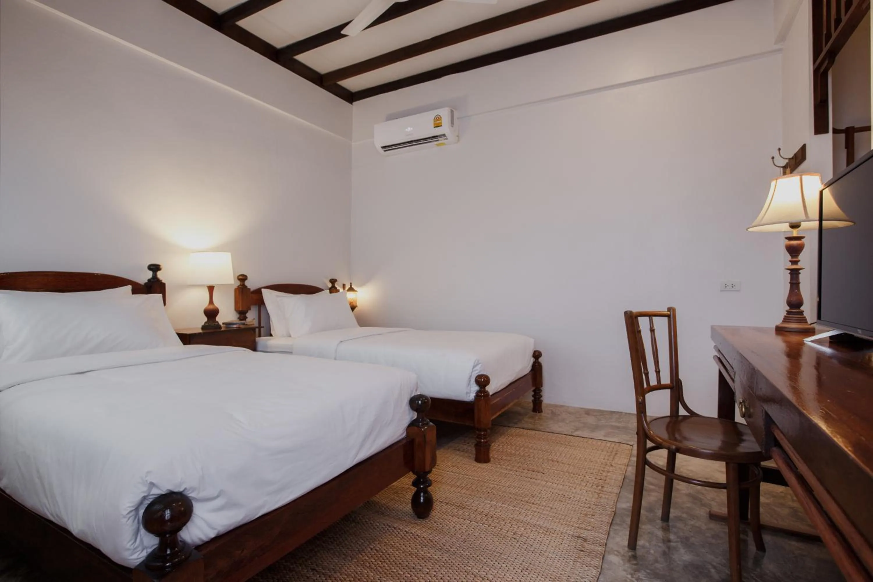 Bedroom, Bed in Foresta Villa