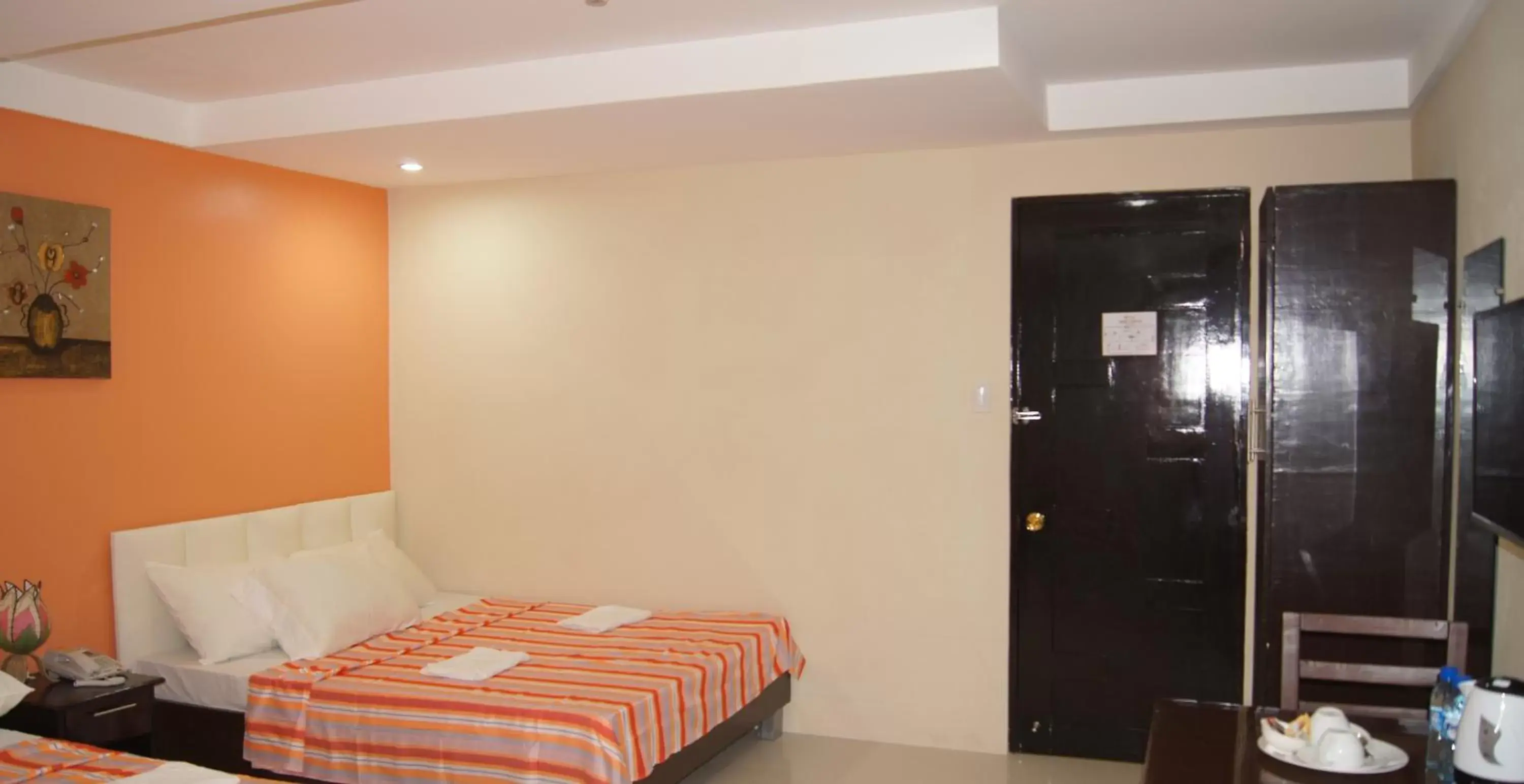 Bed in StayLite Bed in StayLite