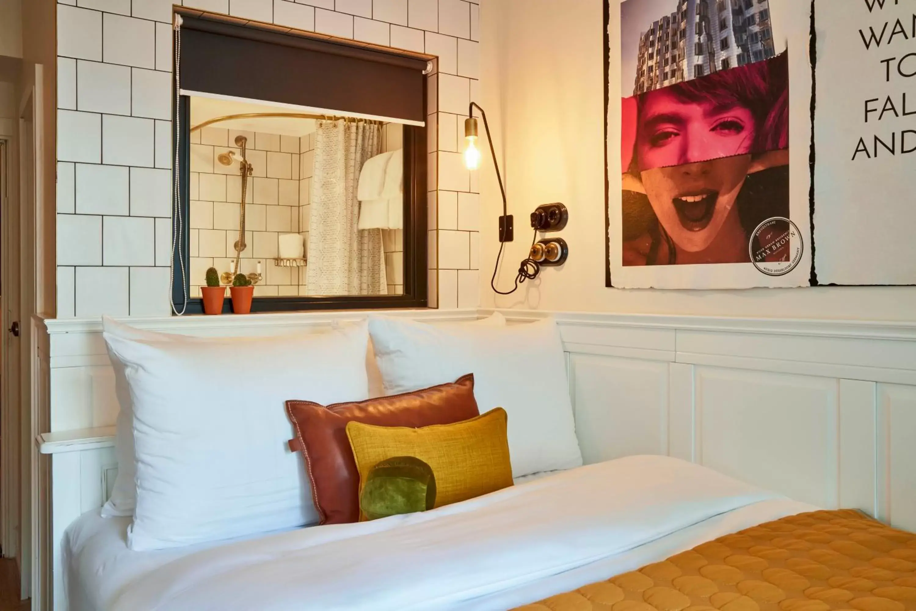 Bedroom, Seating Area in Max Brown Hotel Midtown, part of Sircle Collection