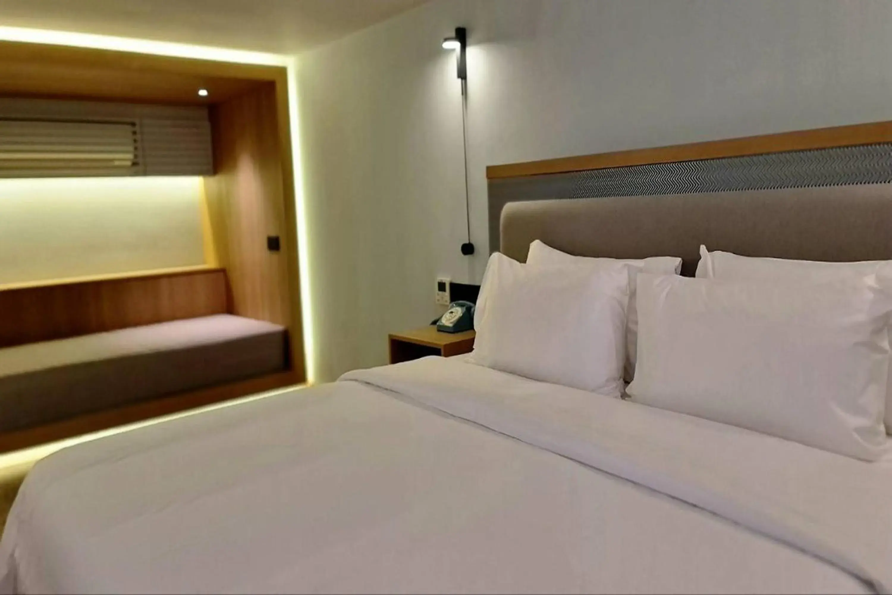 Bedroom, Bed in The SACHA Apart-Hotel Thonglor