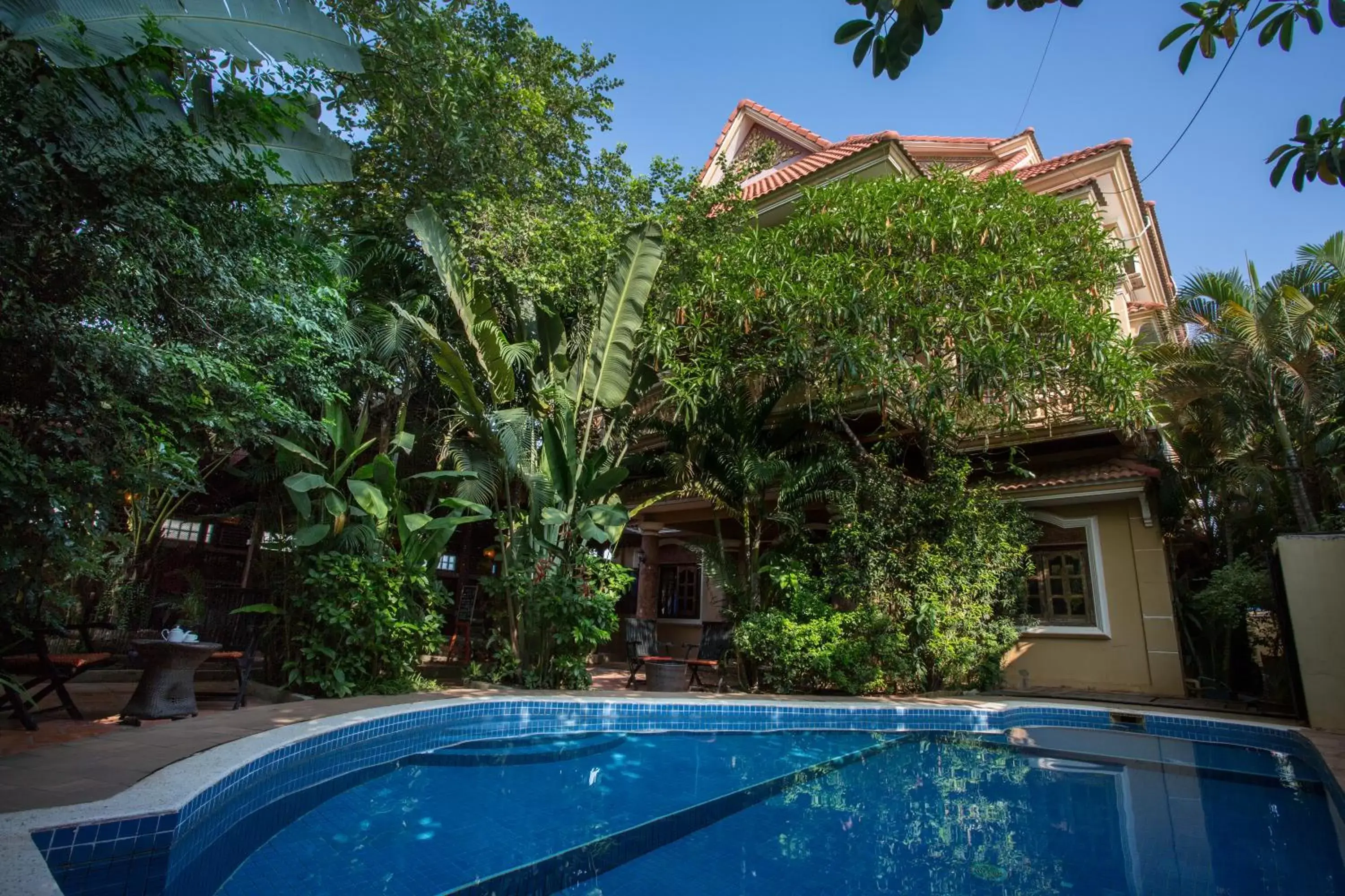 Property building, Swimming Pool in Le Tigre Hotel