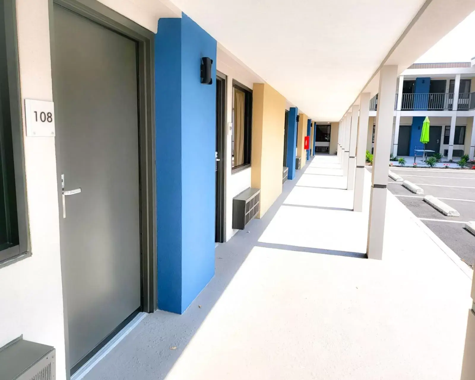 Property building in Rodeway Inn Norfolk Property building in Rodeway Inn Norfolk