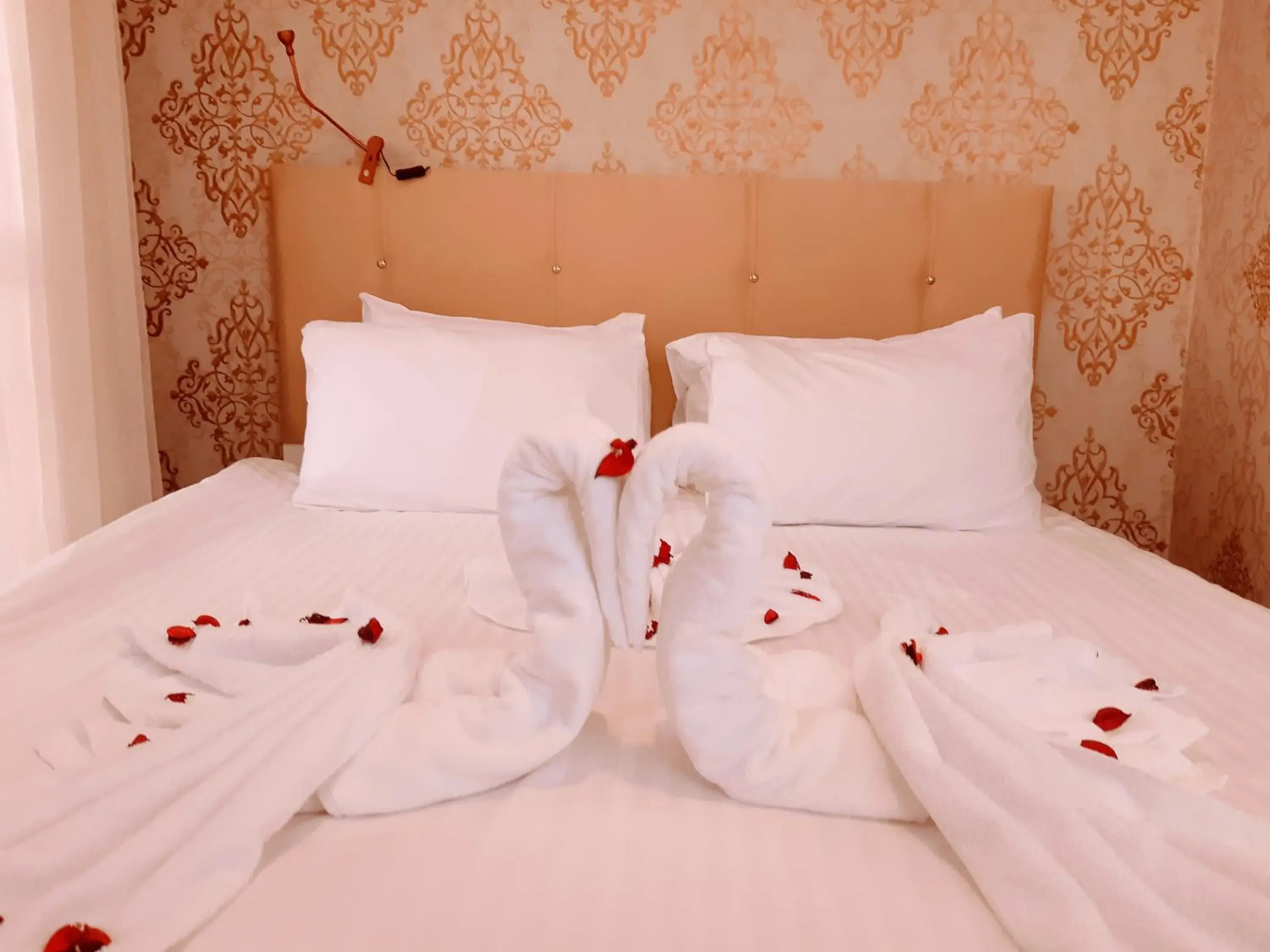 Bed in Walnut Shell Hotel Sultanahmet
