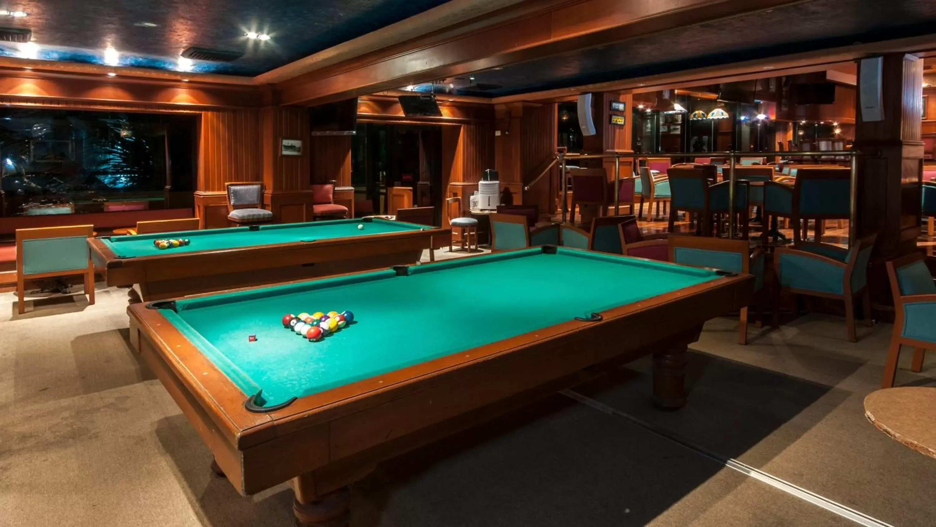 Lounge or bar, Billiards in Holiday Inn Ciudad Del Carmen, an IHG Hotel