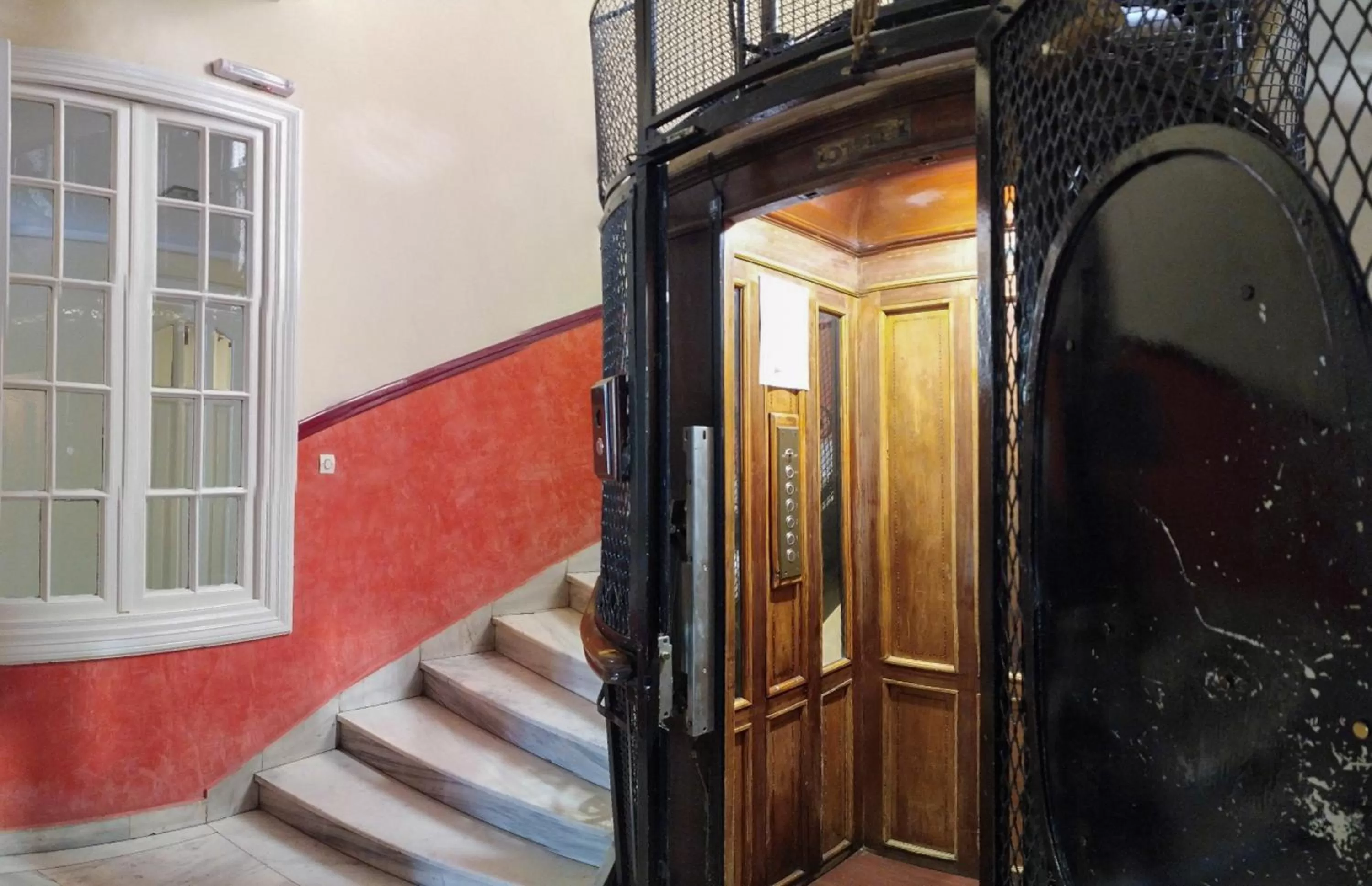 Decorative detail in Cecil Hotel