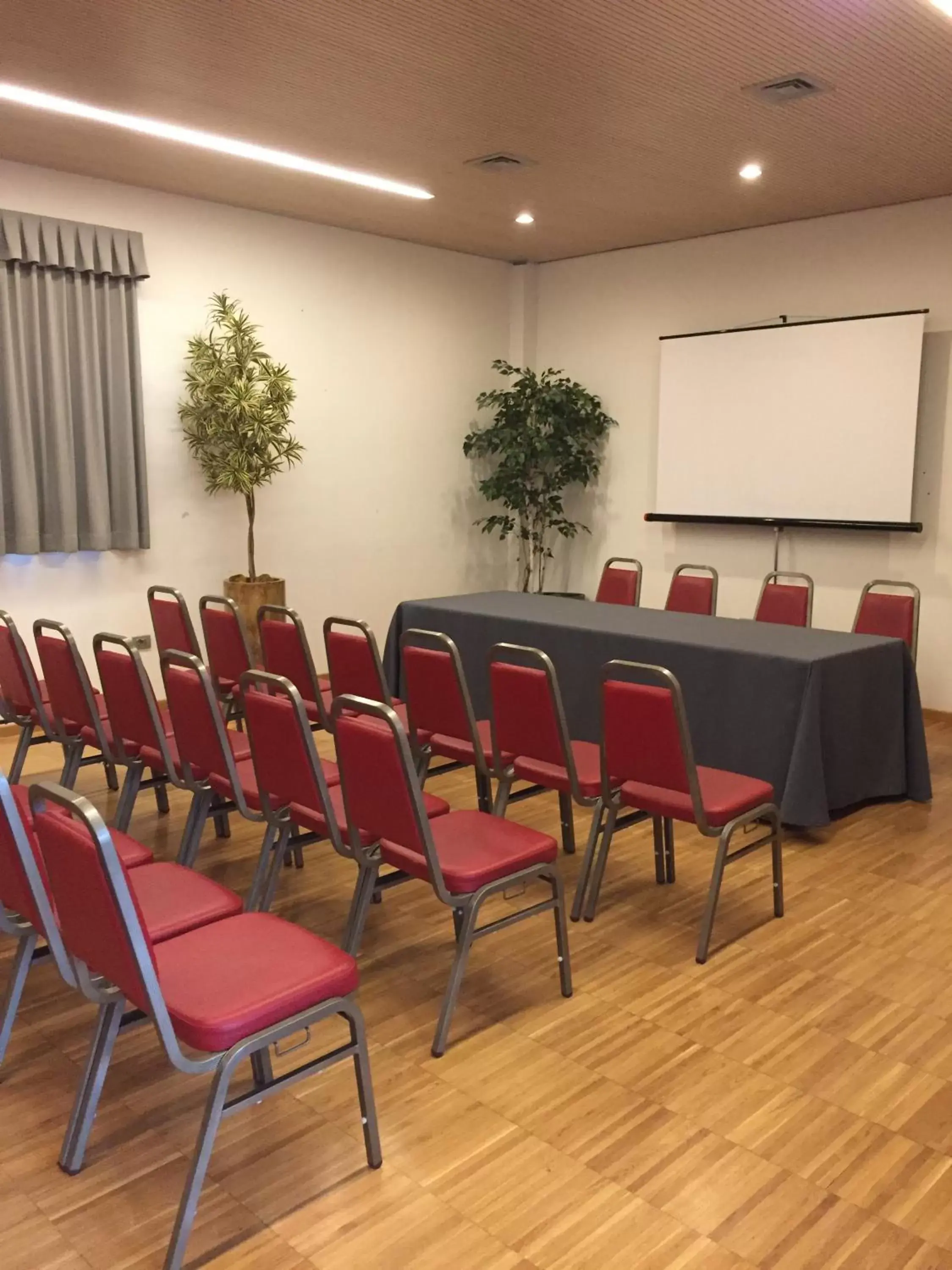 Banquet/Function facilities in Al Marinaio Hotel Garni