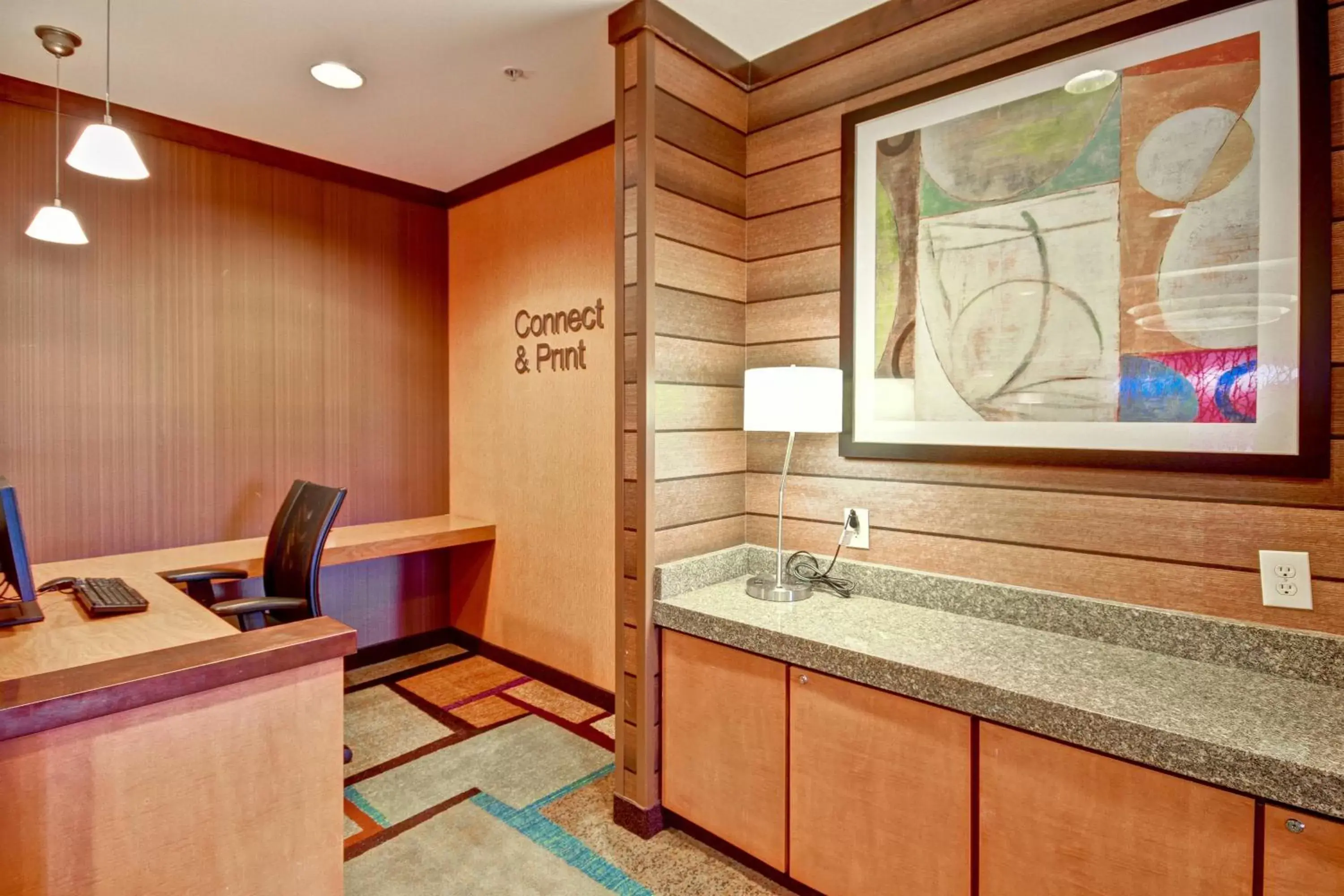 Business facilities in Fairfield Inn & Suites by Marriott Saratoga Malta