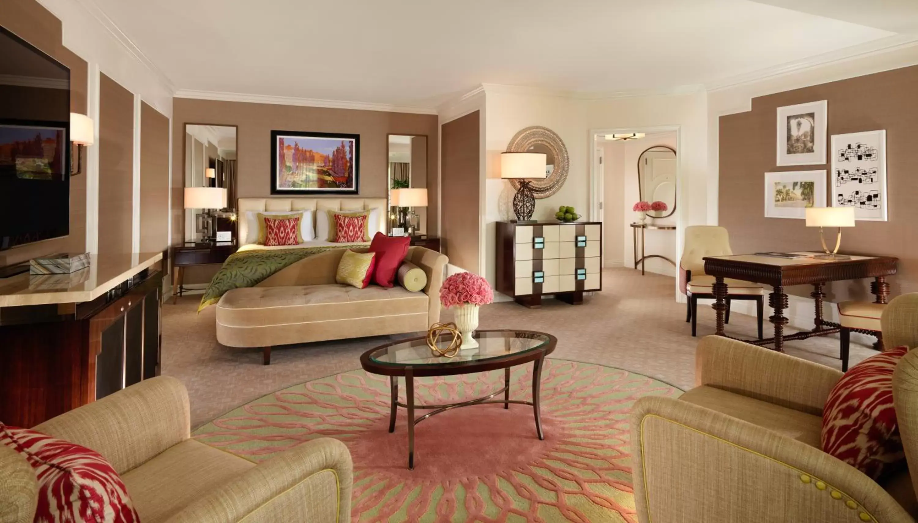 Junior Suite in The Beverly Hills Hotel - Dorchester Collection