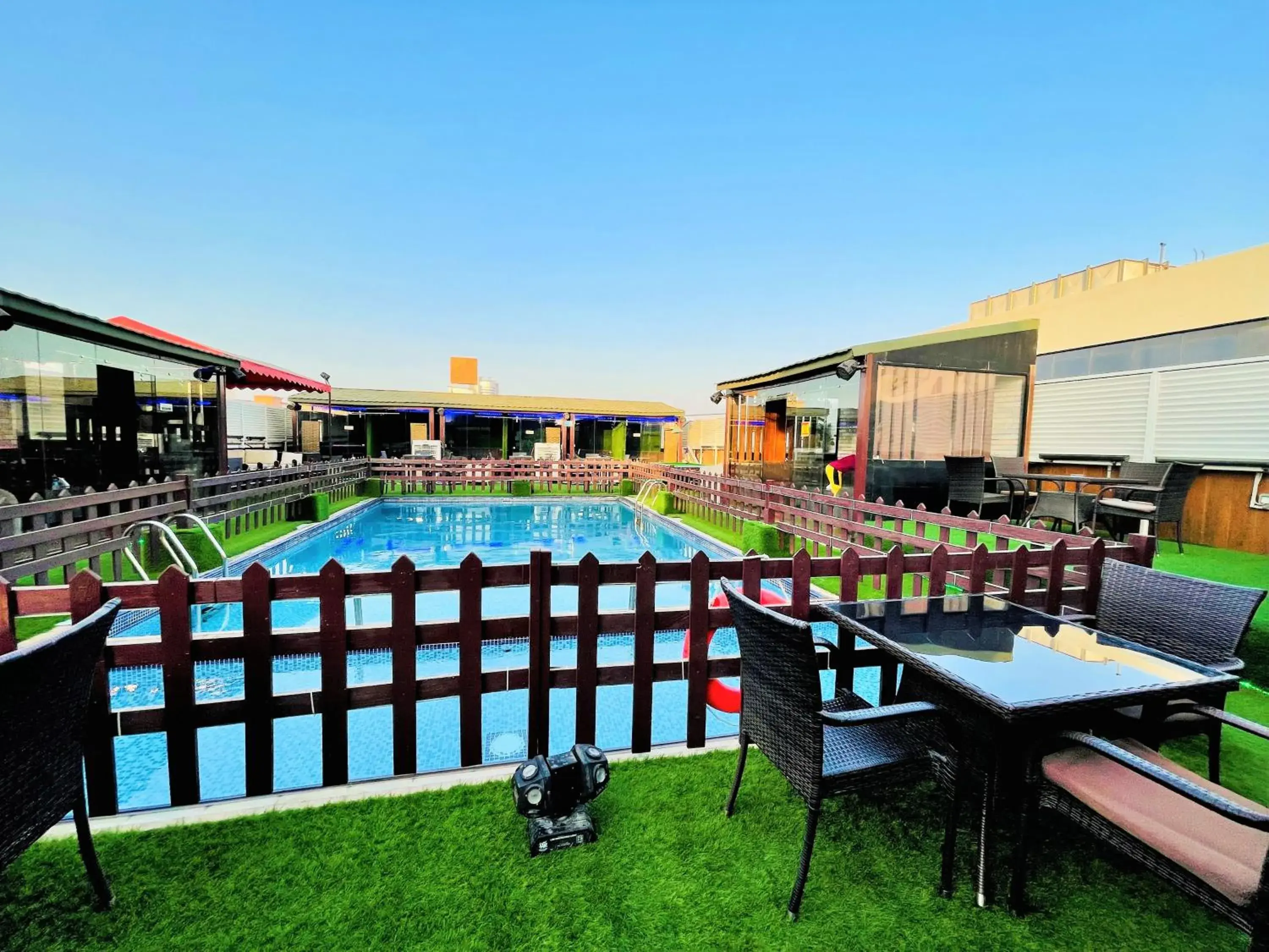 Swimming pool in Smana Hotel Al Raffa Swimming pool in Smana Hotel Al Raffa