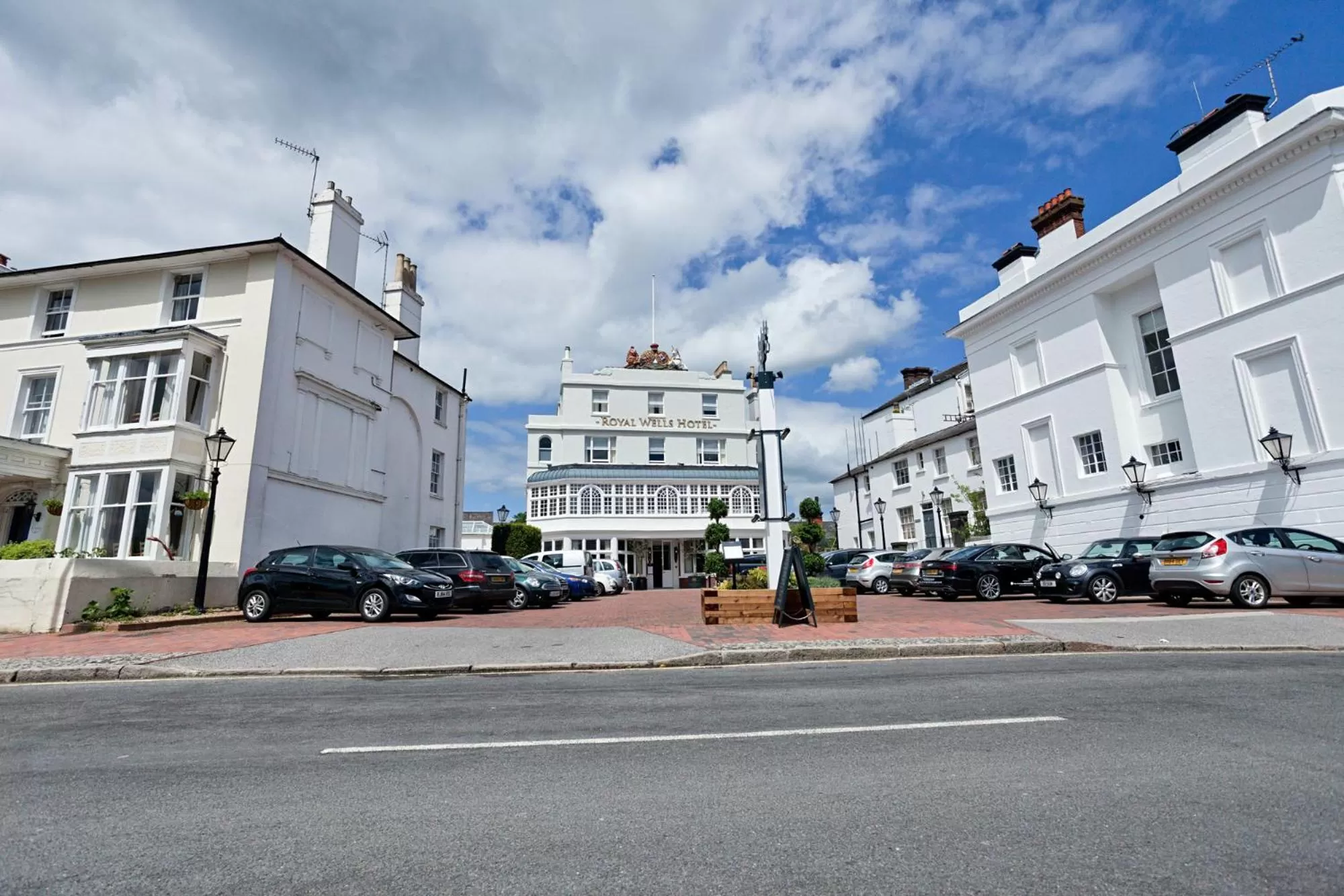 Facade/entrance in The Royal Wells Hotel, Tunbridge Wells - The Coaching Inn Group