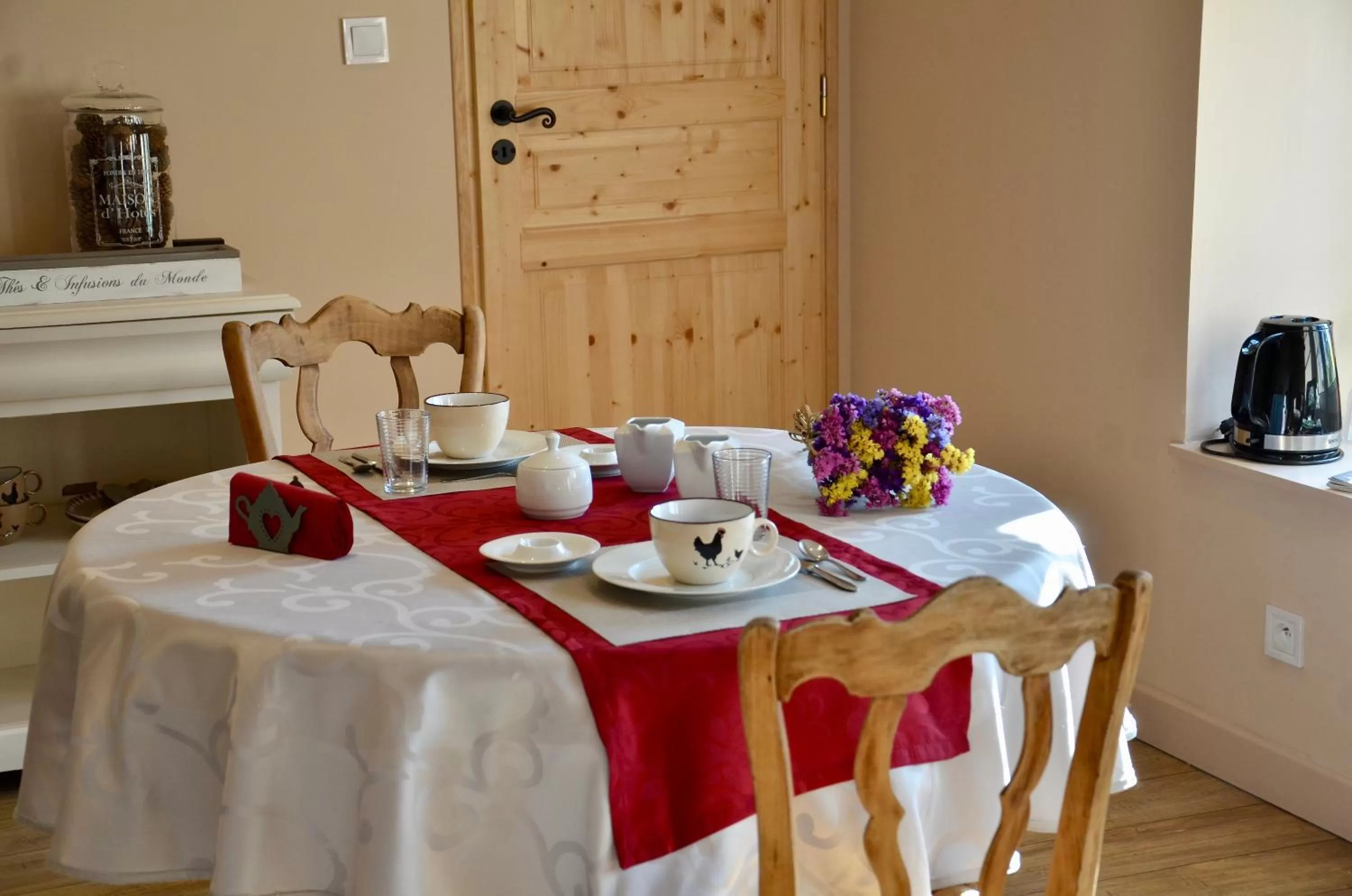 Decorative detail, Restaurant/Places to Eat in Domaine de la Ronville