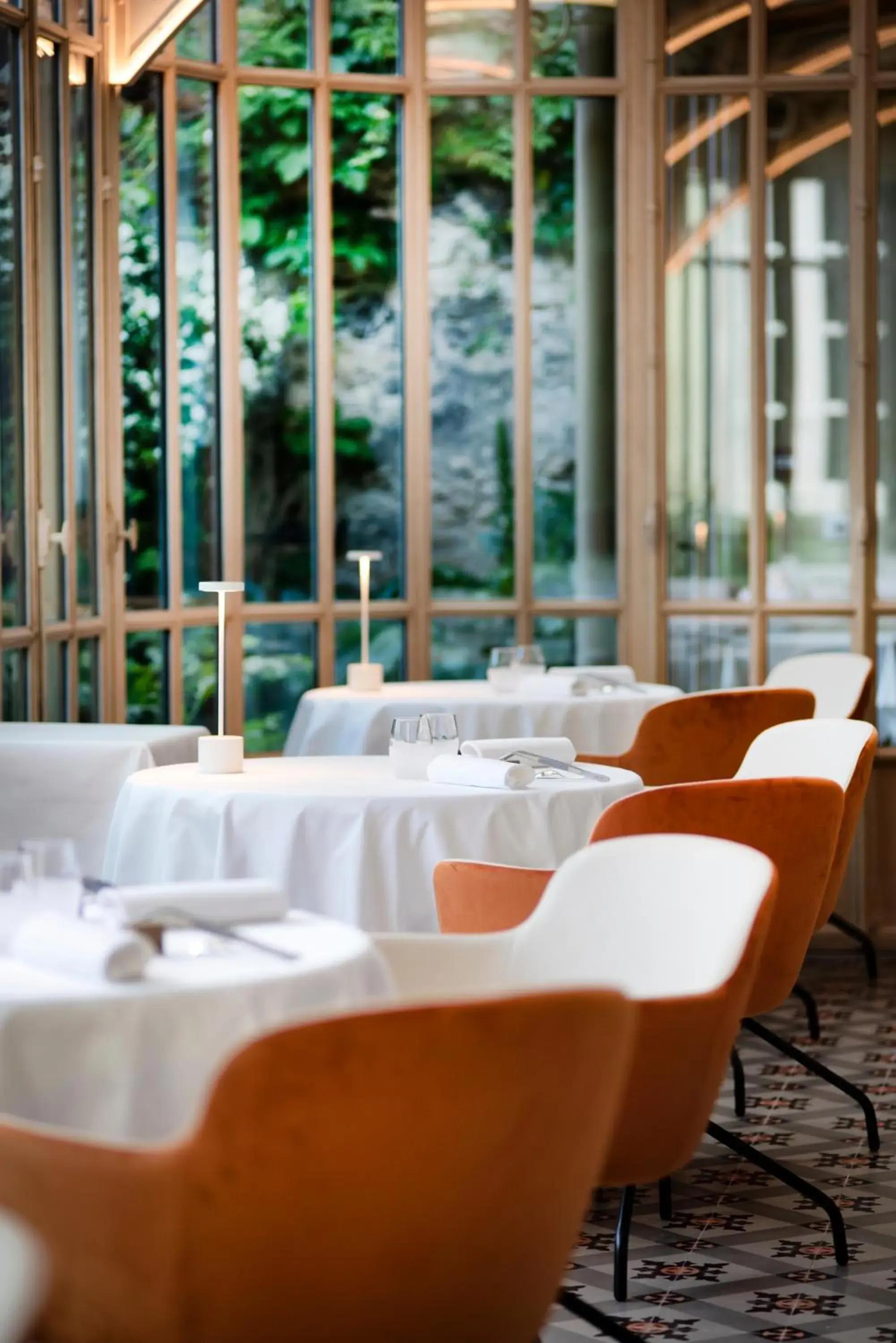 Restaurant/Places to Eat in Le Clair de la Plume - Les Collectionneurs