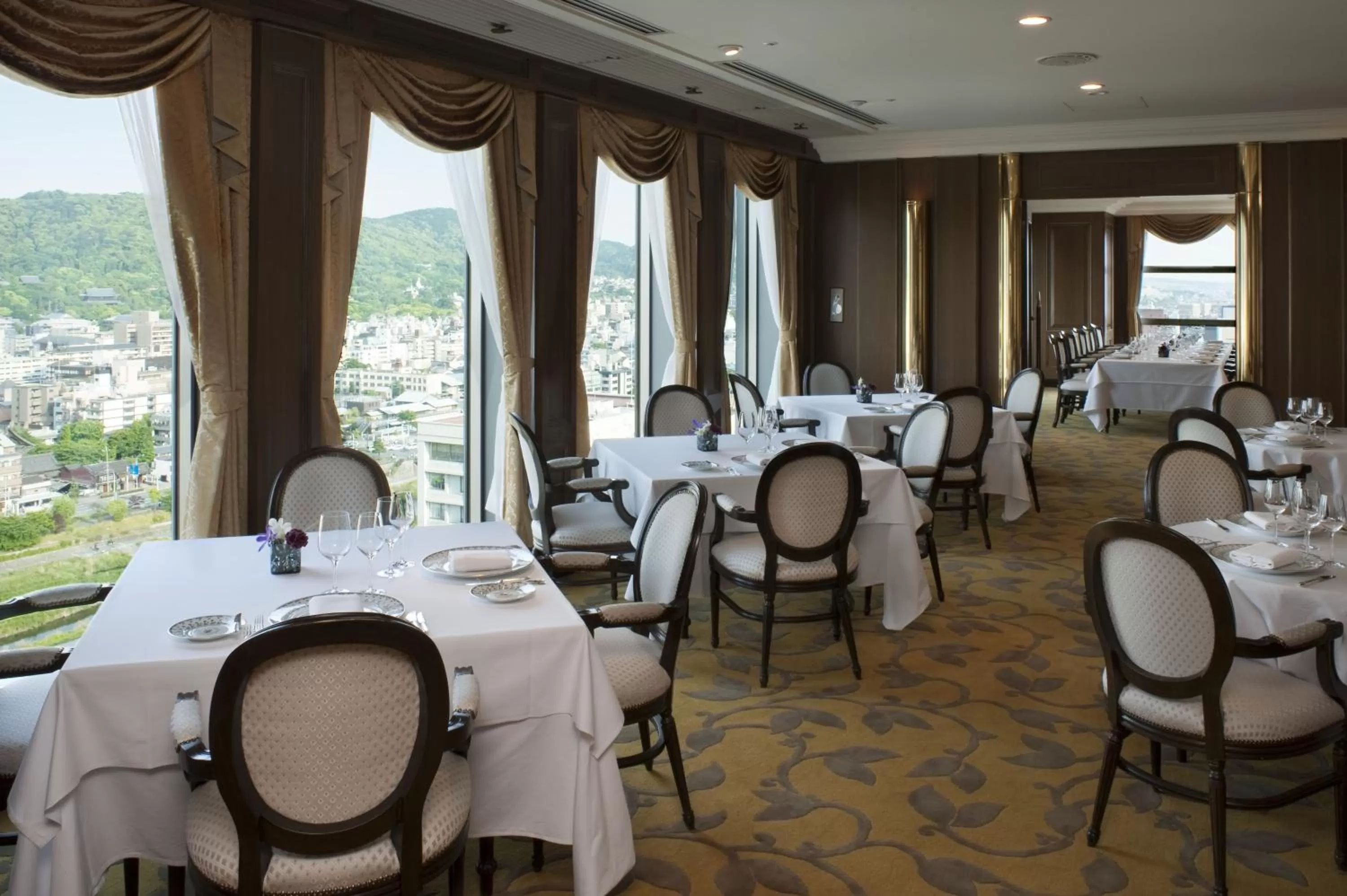 Restaurant/places to eat in Hotel Okura Kyoto