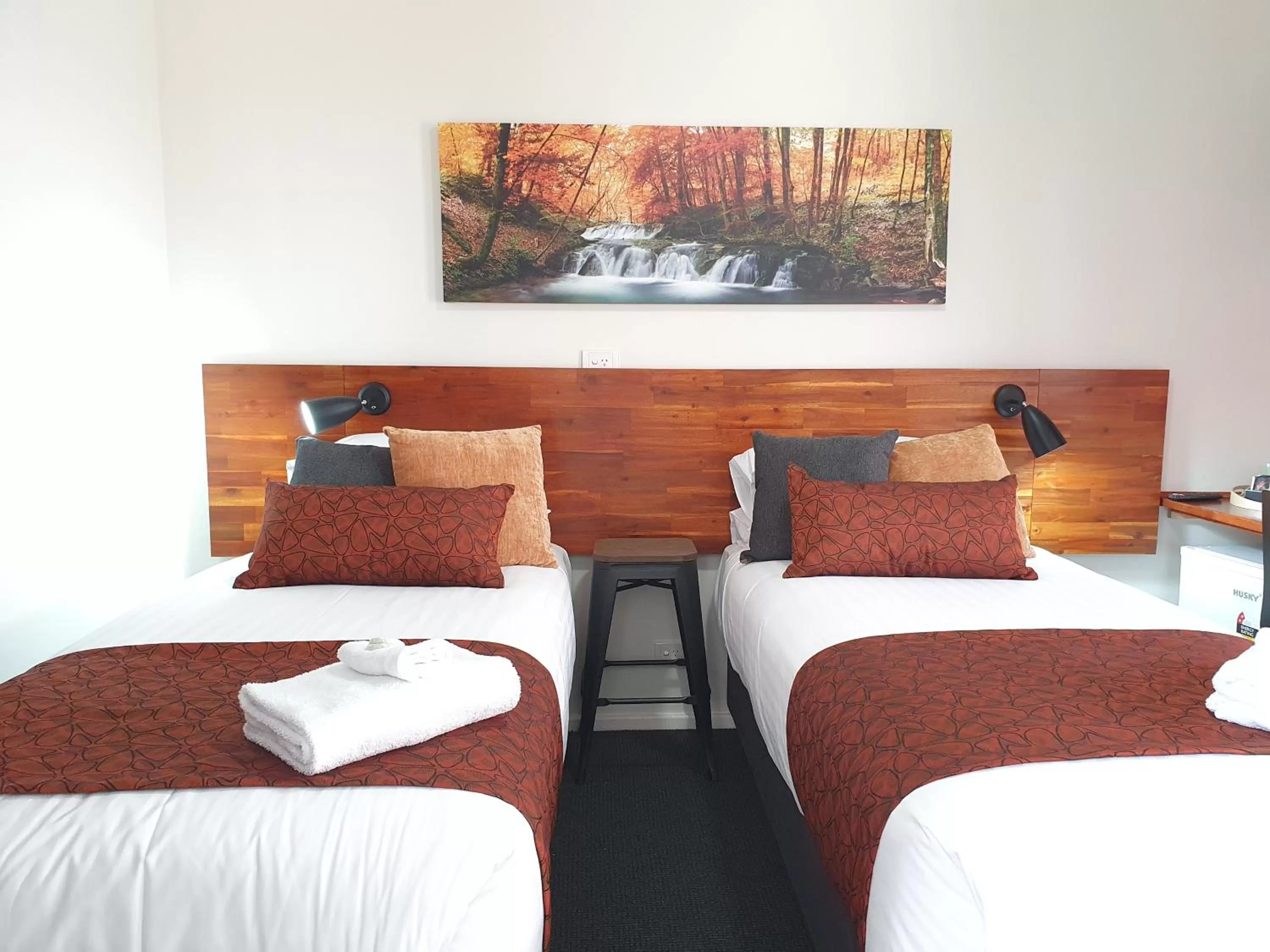 Bed in Black Sheep Motel Goulburn