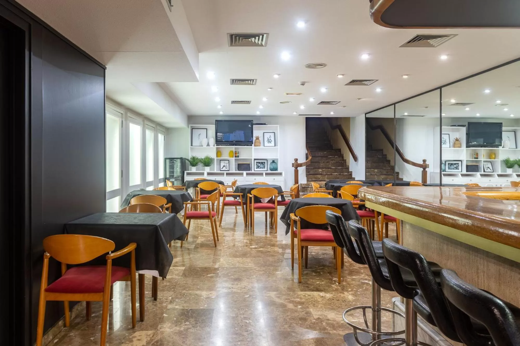 Buffet breakfast in Hotel Leuka