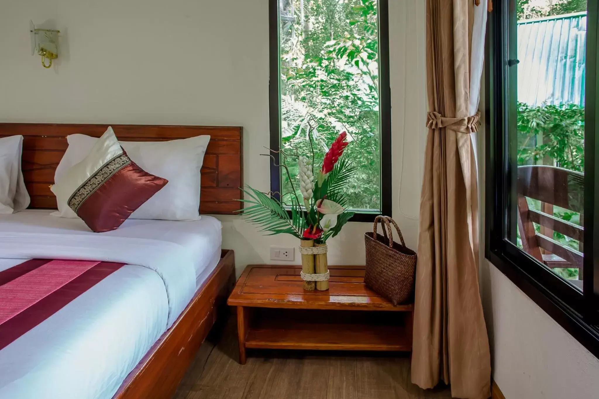 Bed in Aonang Cliff View Resort SHA Extra Plus