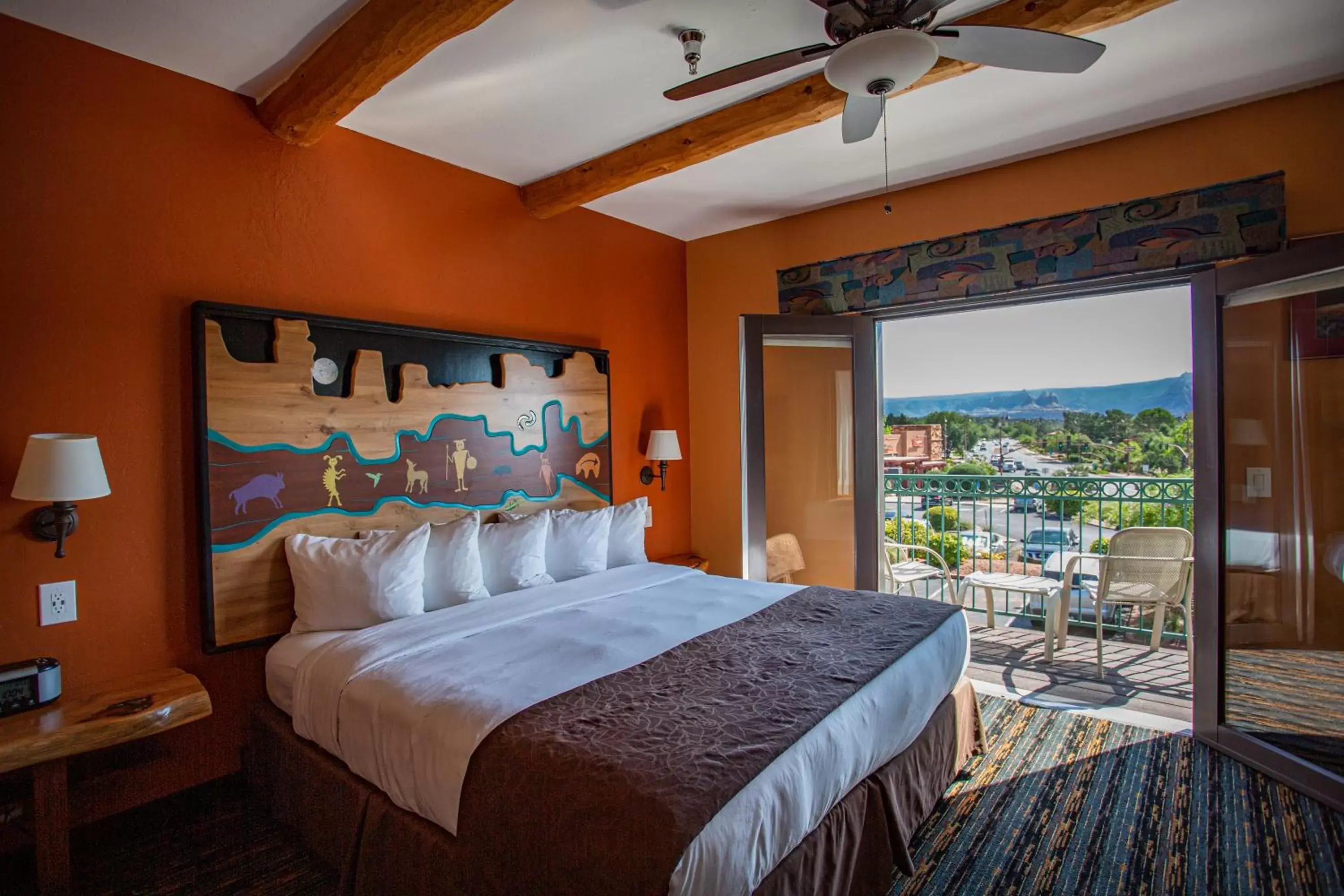 Decorative detail, Bed in Southwest Inn at Sedona