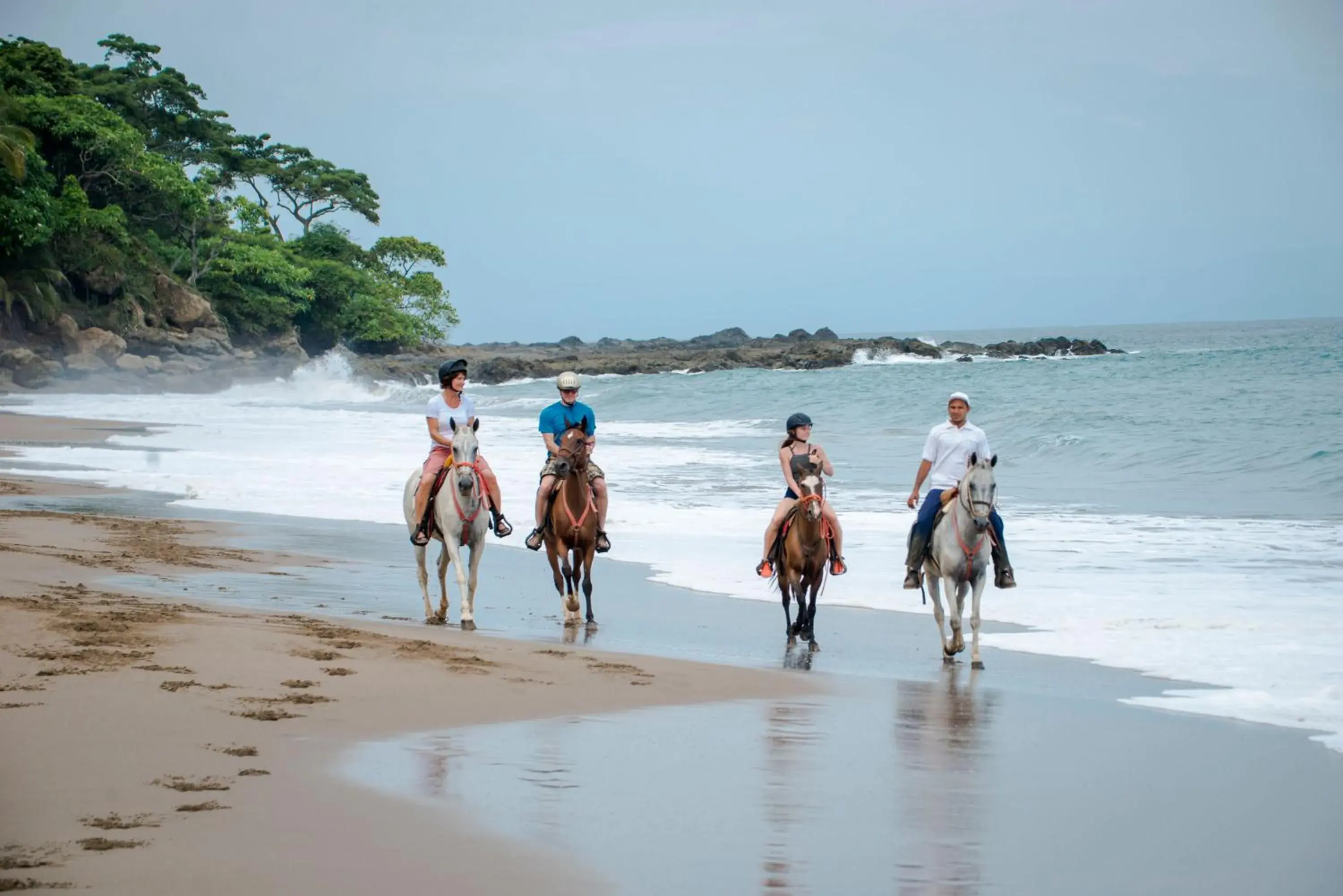 Activities, Horseback Riding in Tango Mar Beachfront Boutique Hotel & Villas