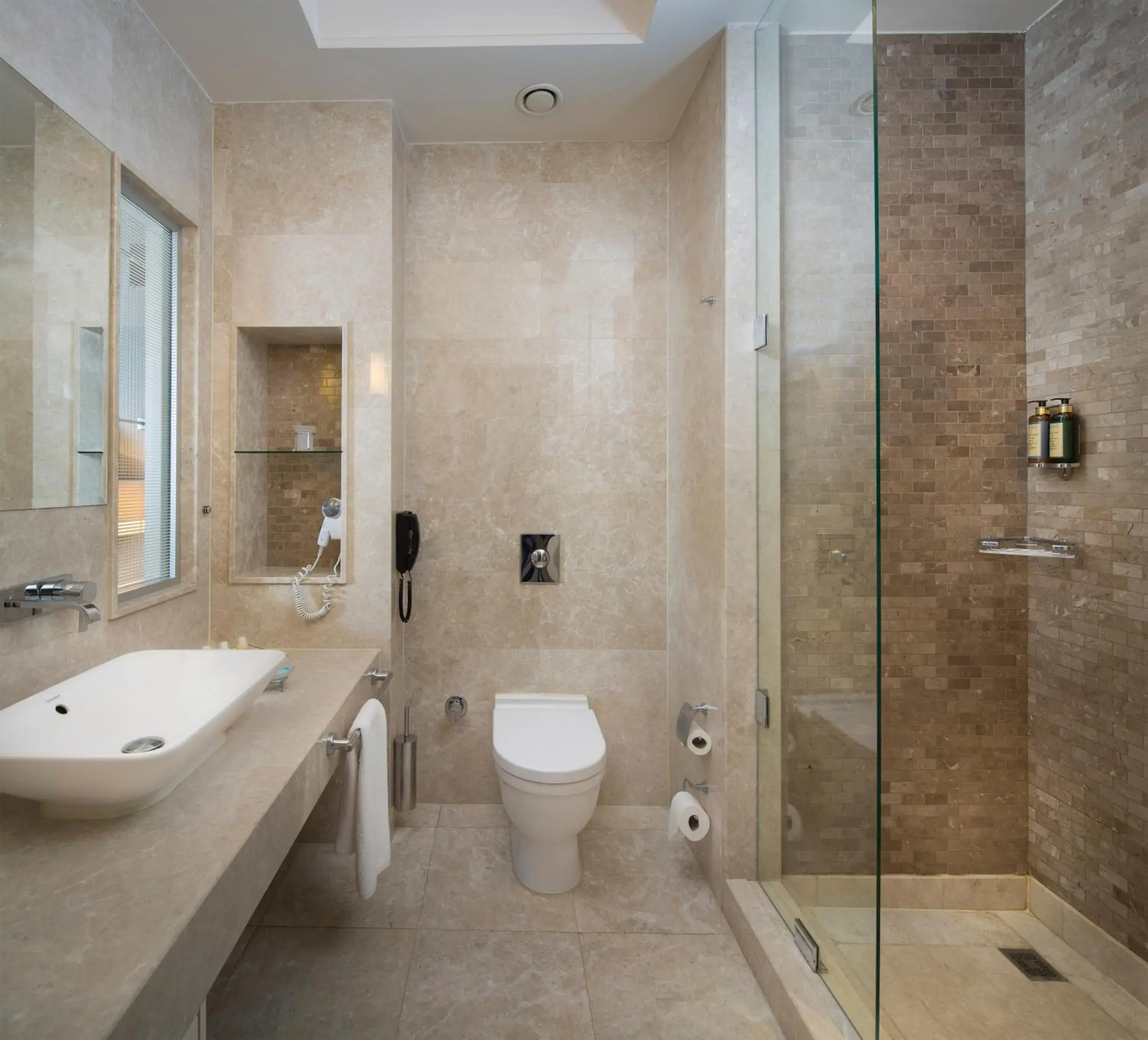 Shower, Bathroom in Titanic Business Kartal