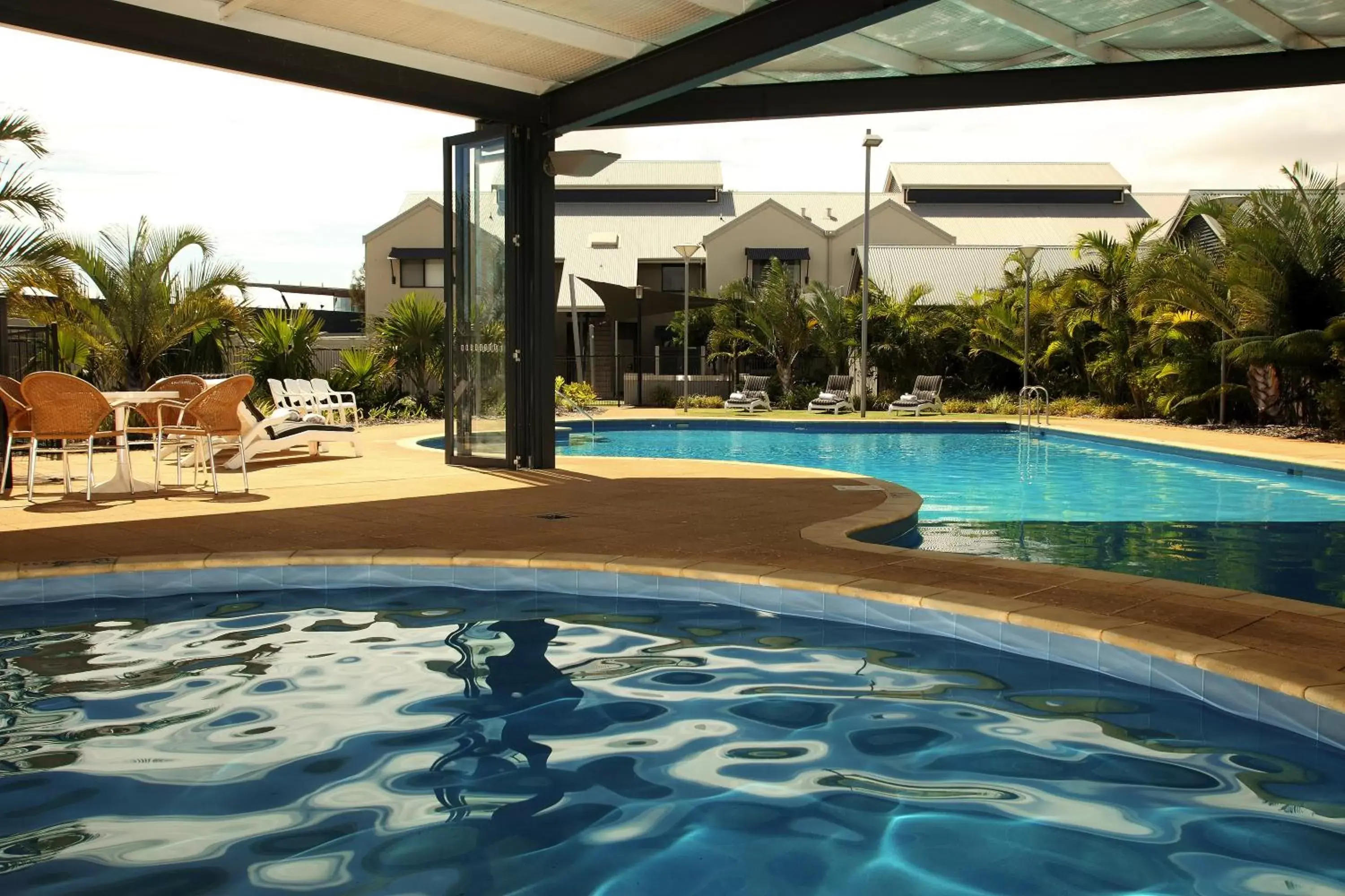 Swimming pool in Mantra Geraldton Swimming pool in Mantra Geraldton