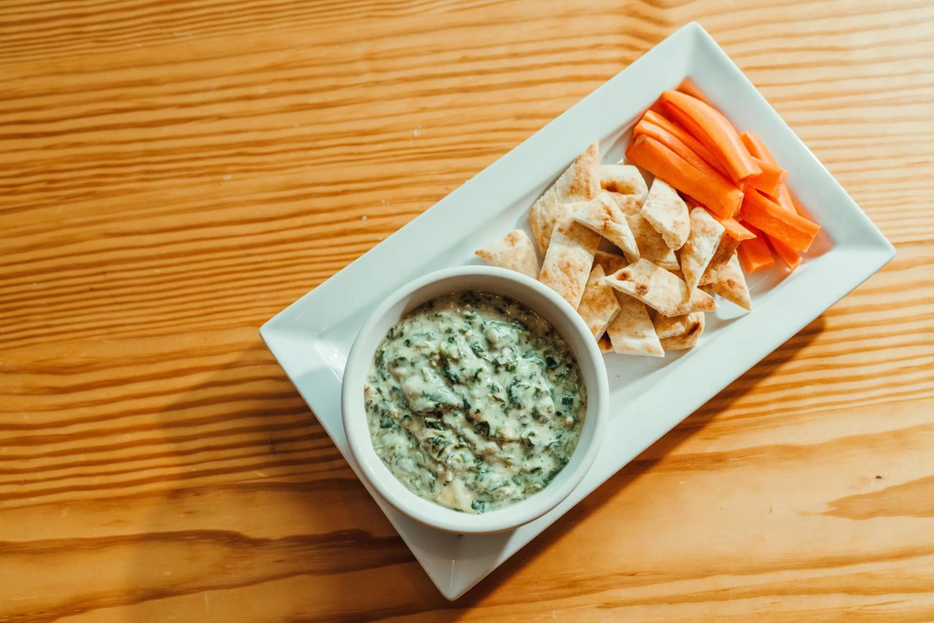 Food and drinks in Hotel Skyler Syracuse, Tapestry Collection by Hilton