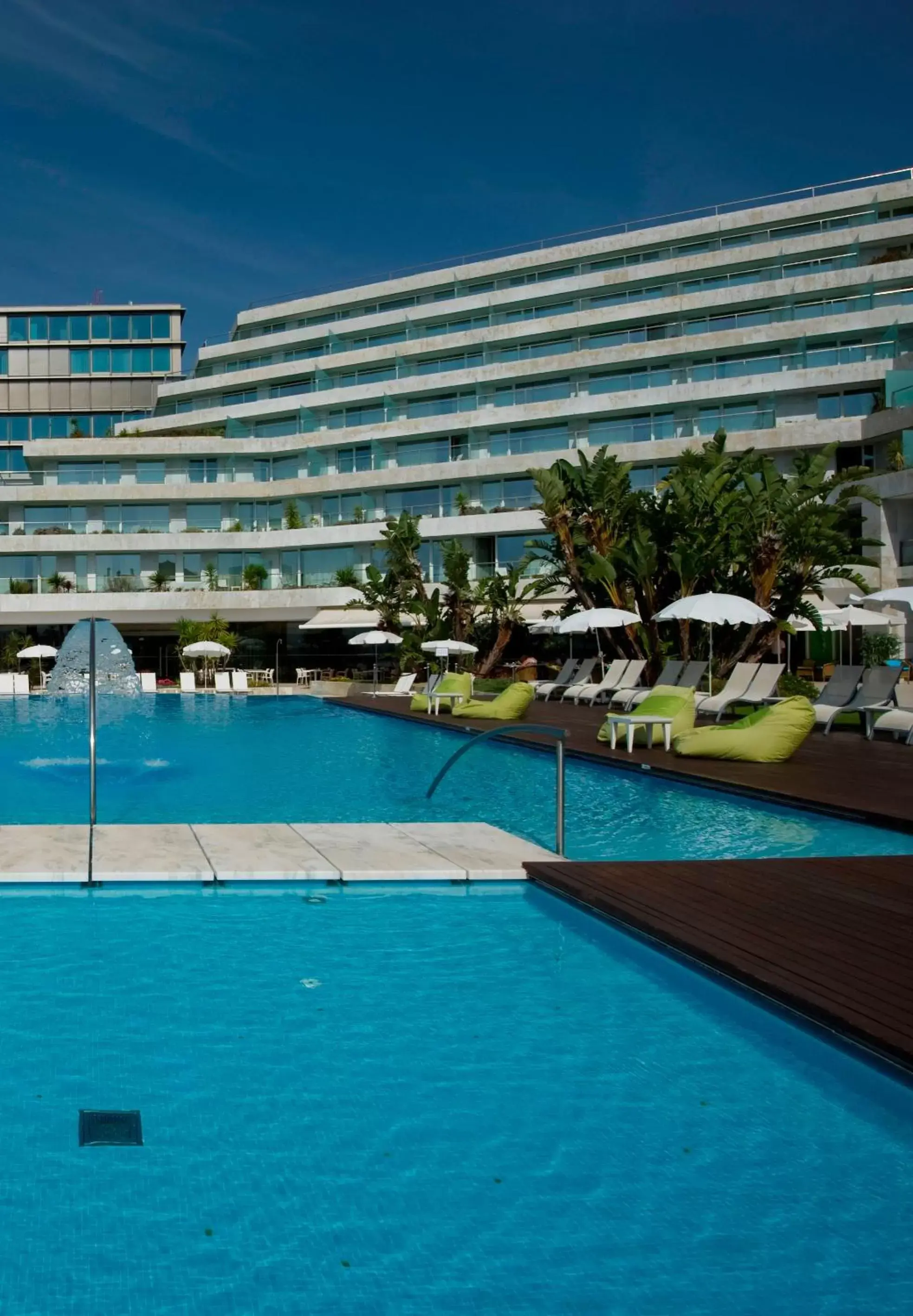 Pool view, Swimming Pool in Hotel Cascais Miragem Health & Spa