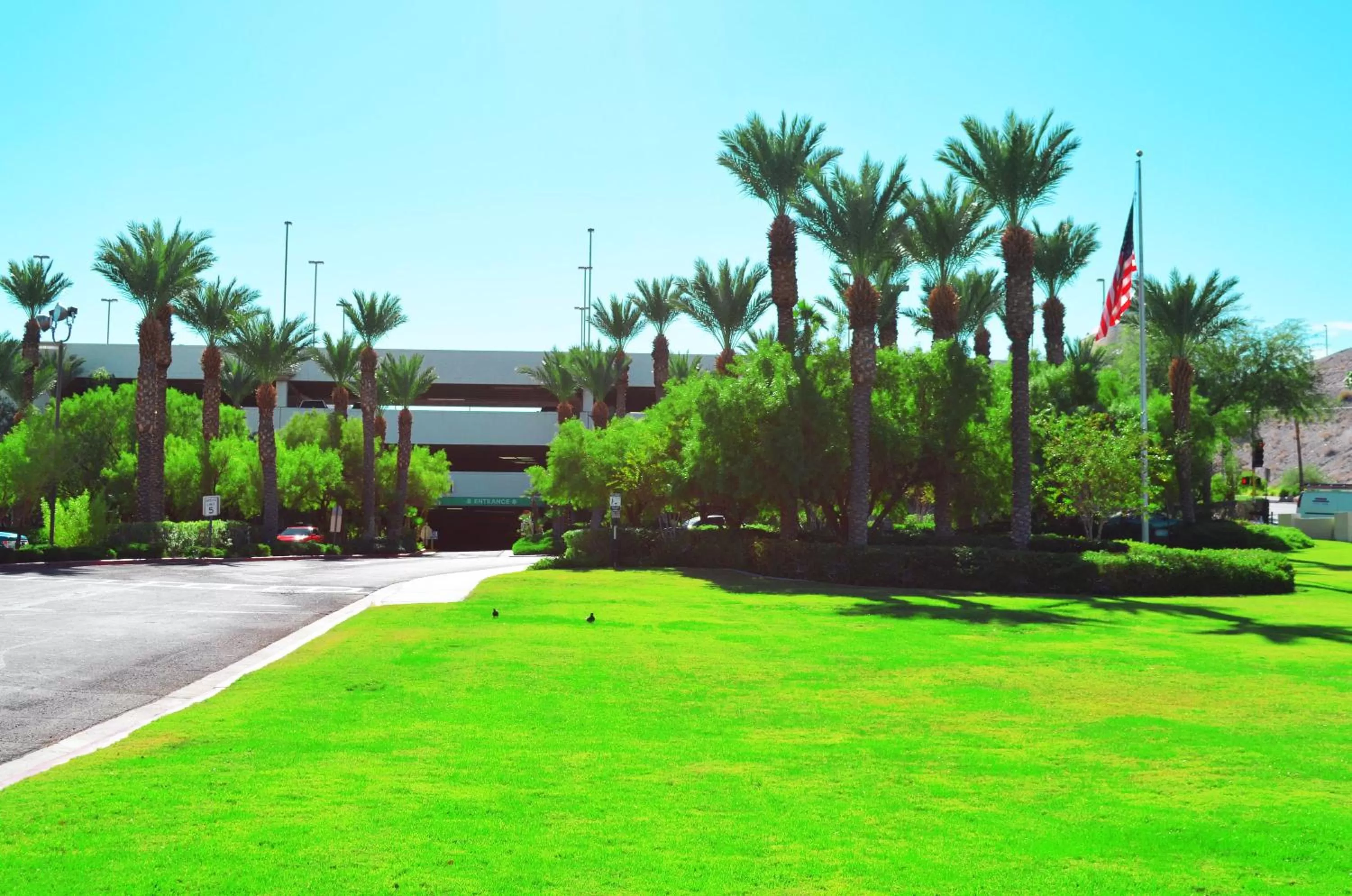 Facade/entrance in Laughlin River Lodge
