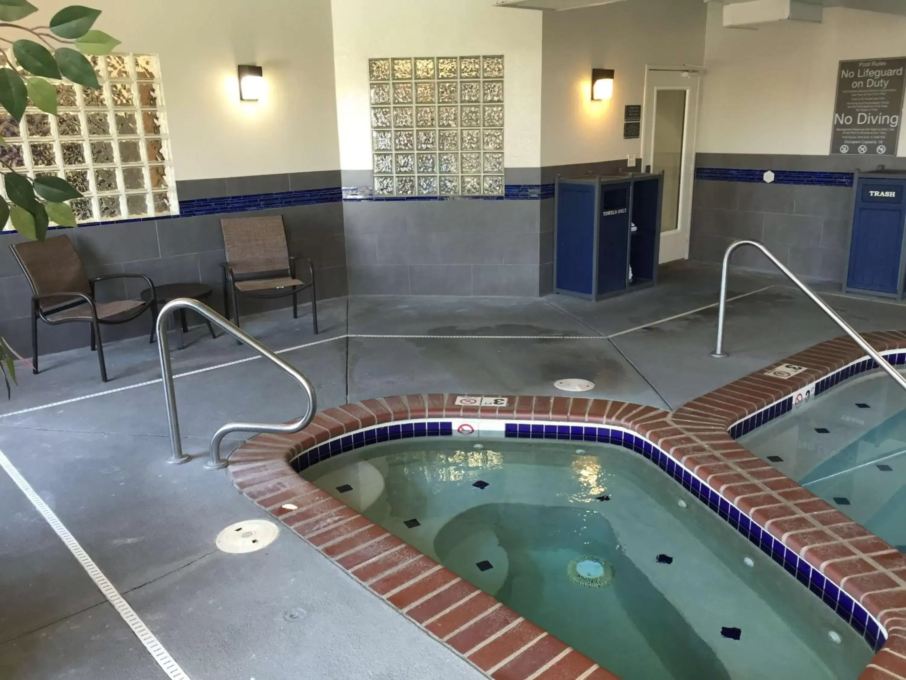 On site, Swimming Pool in Best Western Plus Gateway Inn & Suites - Aurora