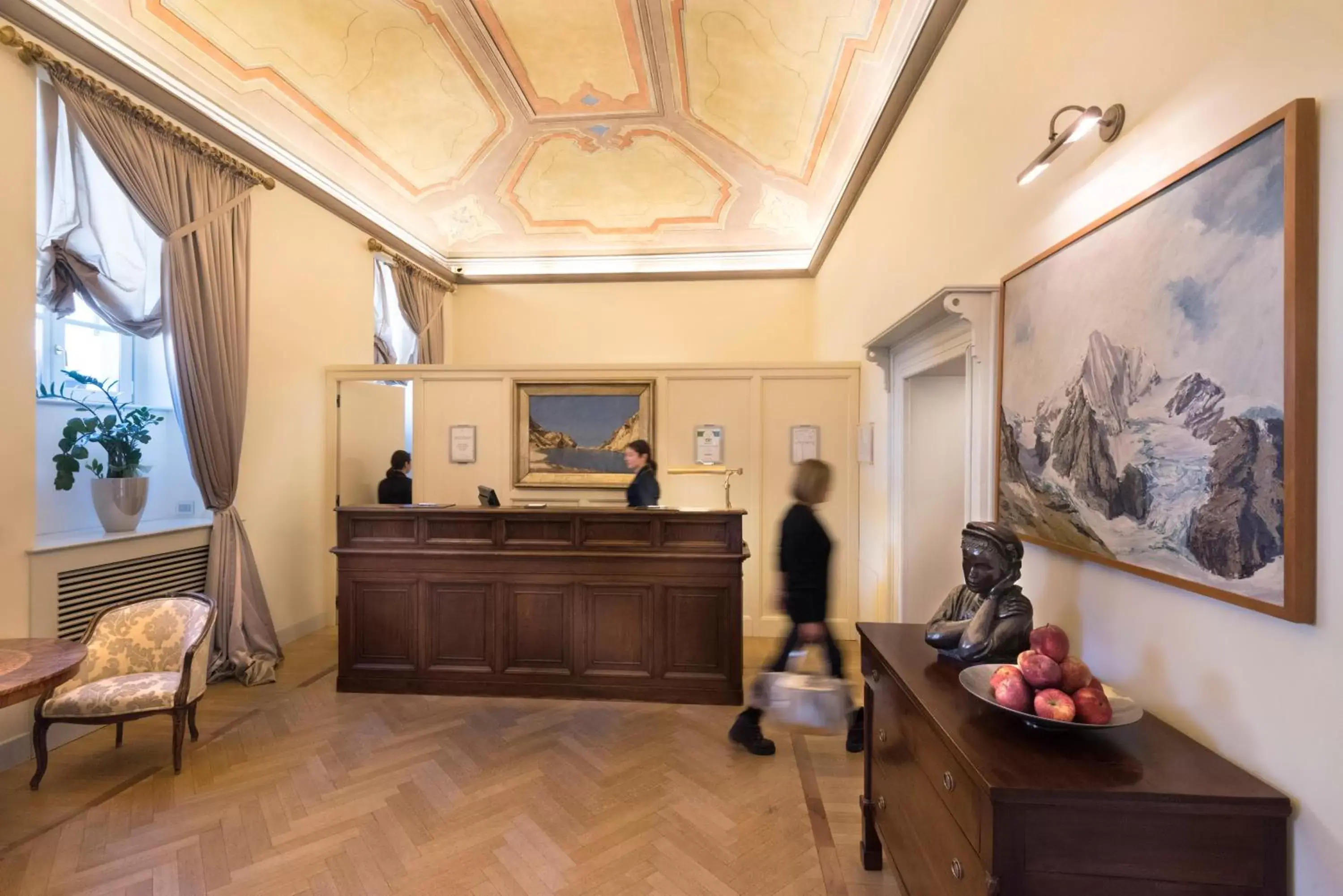 Staff, Lobby/Reception in Grand Hotel Della Posta