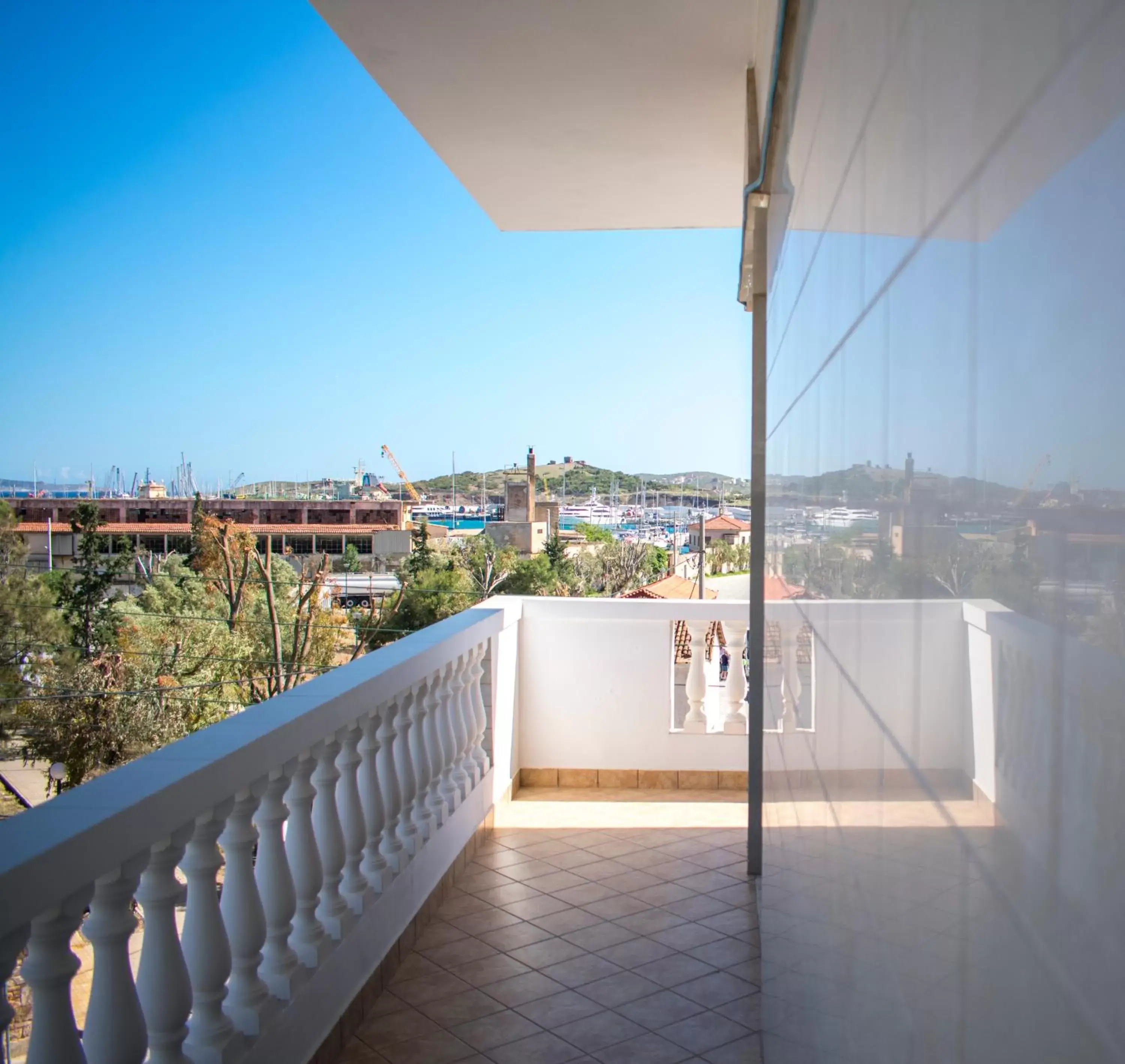 Balcony/Terrace in Nikolakakis Rooms Lavrio