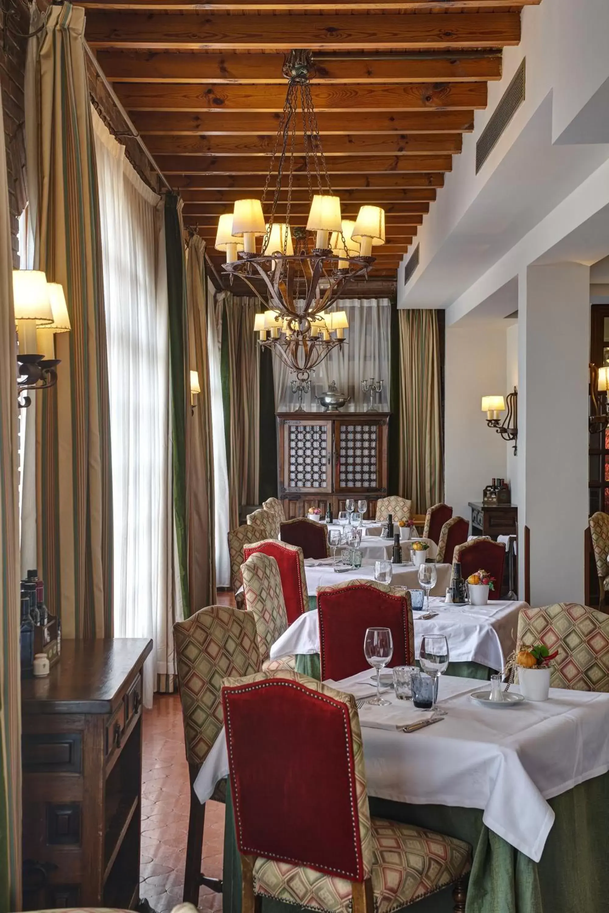 Restaurant/Places to Eat in Parador de Calahorra