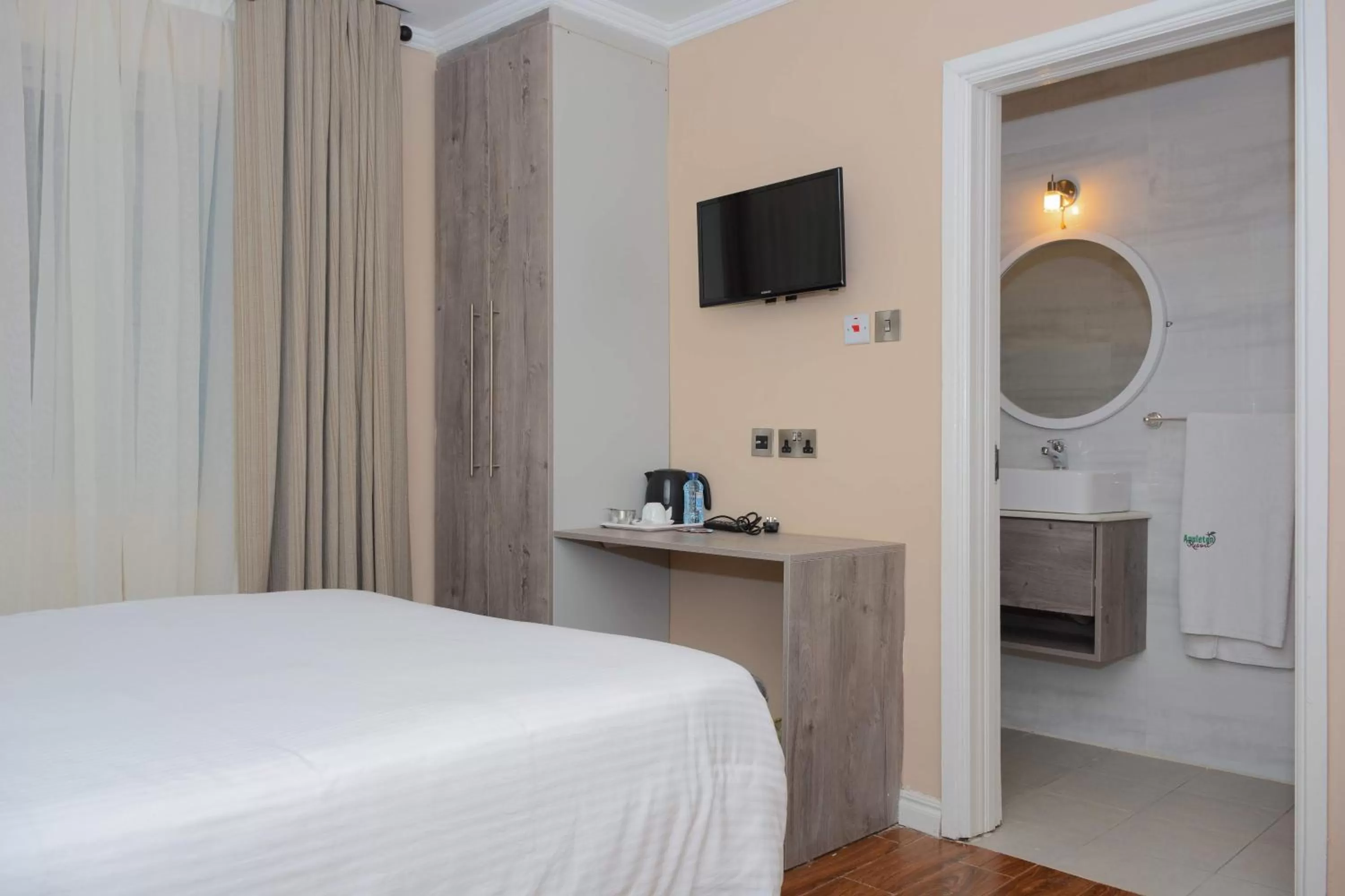 Bed in Appleton Resort