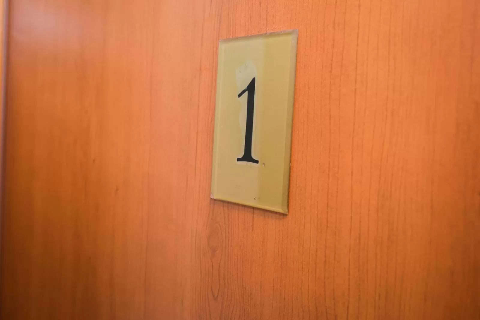 Logo/Certificate/Sign in Guesthouse Helena