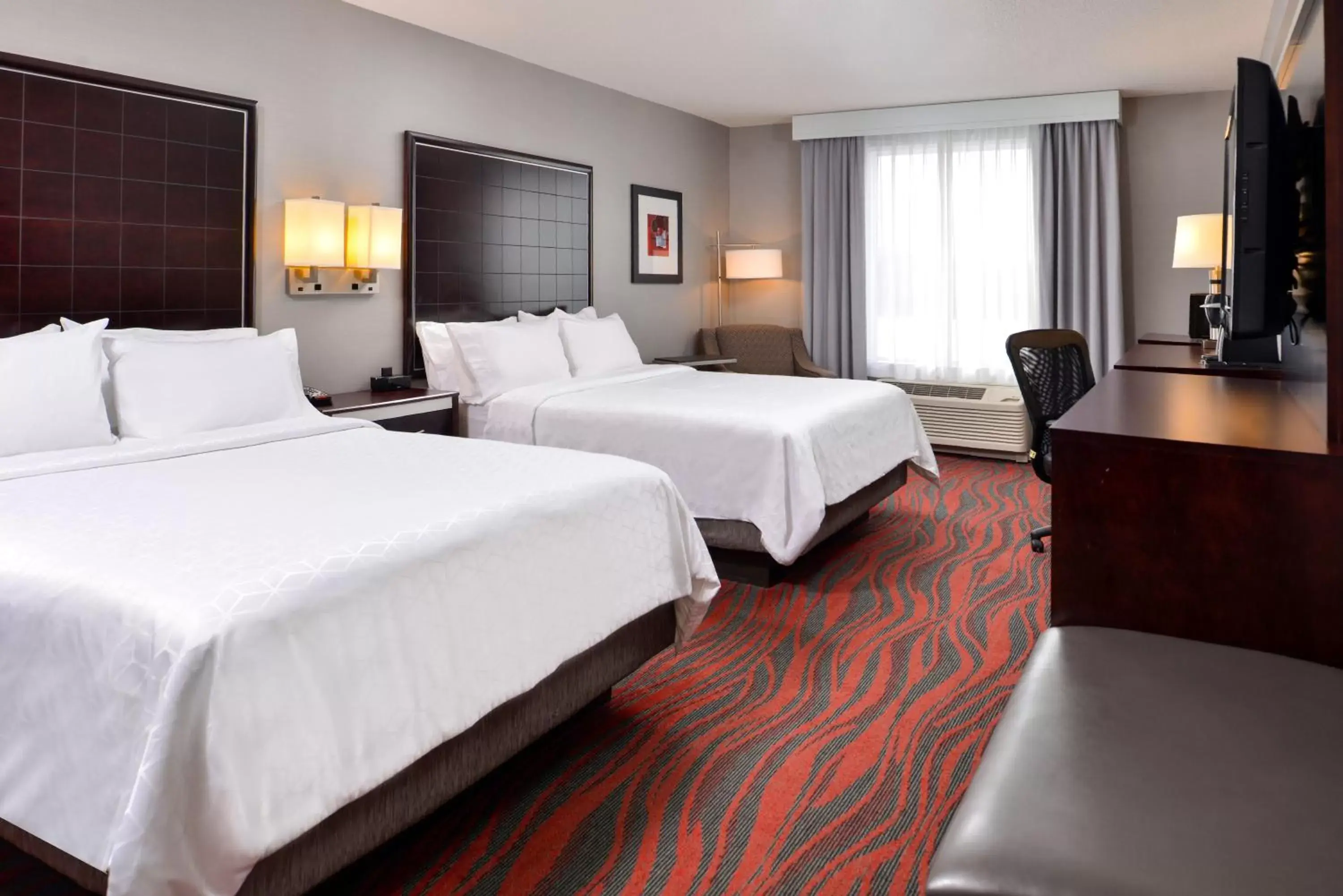 Photo of the whole room, Bed in Holiday Inn Express Canandaigua, an IHG Hotel