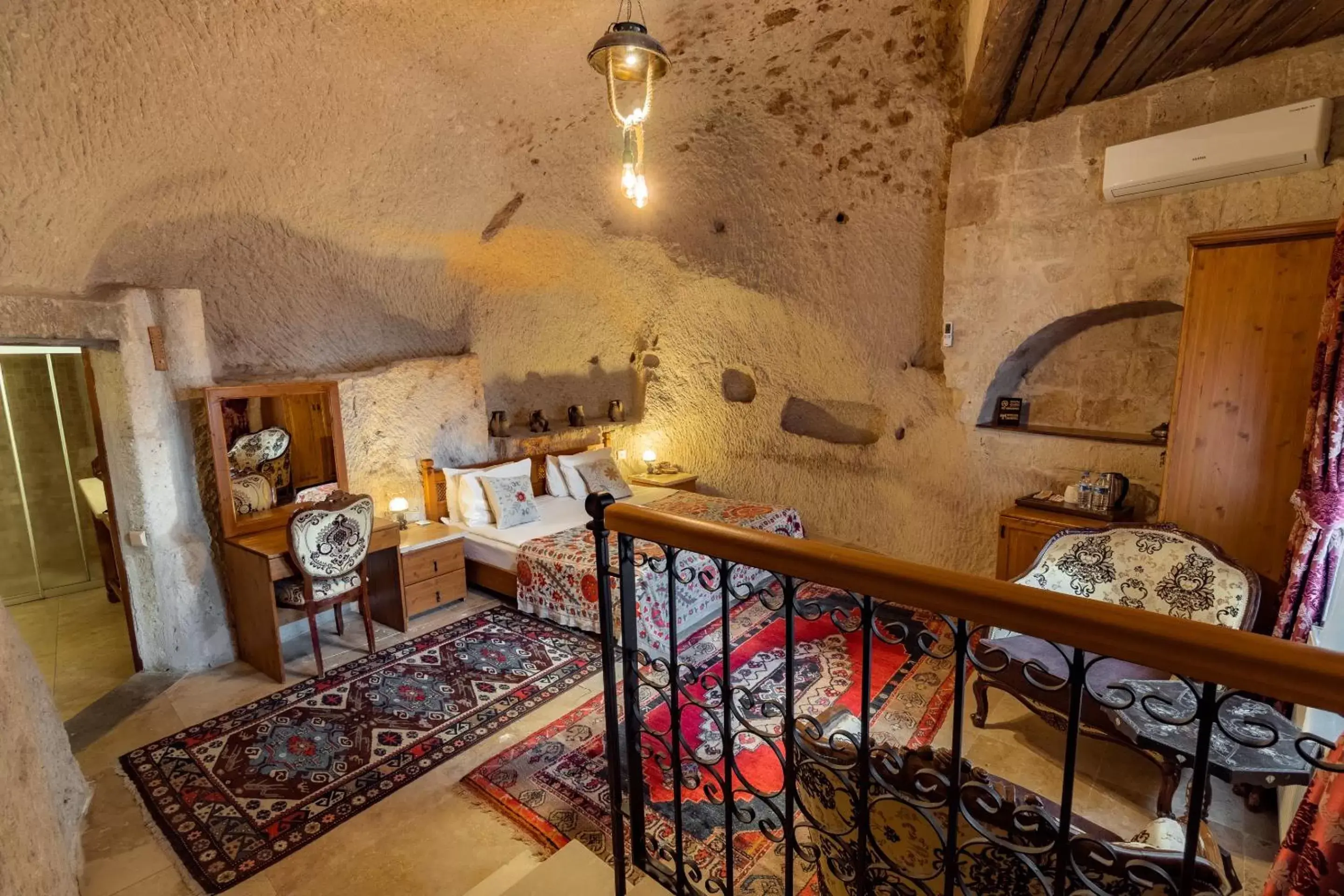 Junior Suite in Amber Cave Suites Junior Suite in Amber Cave Suites