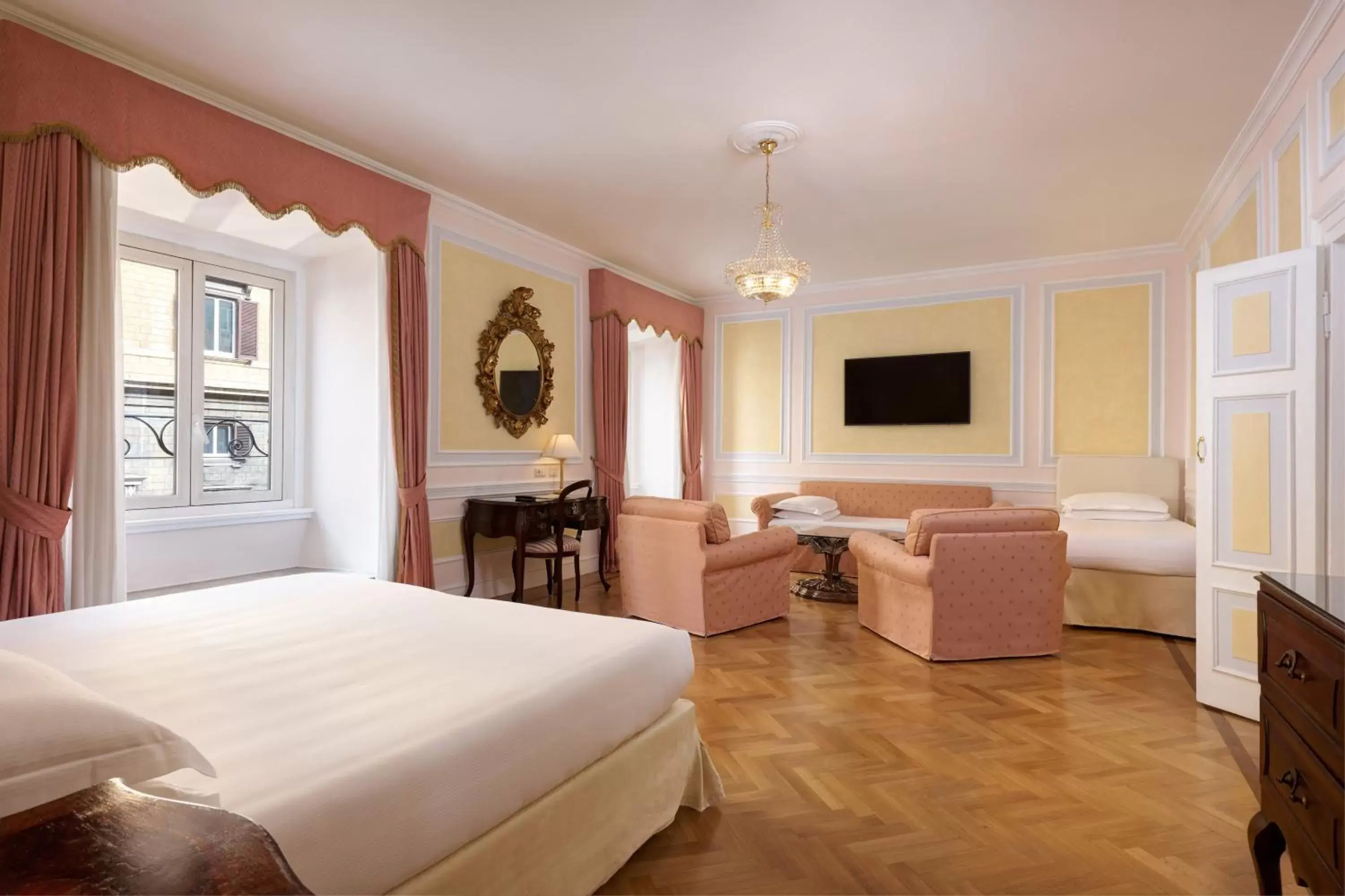 Bedroom in Hotel Quirinale