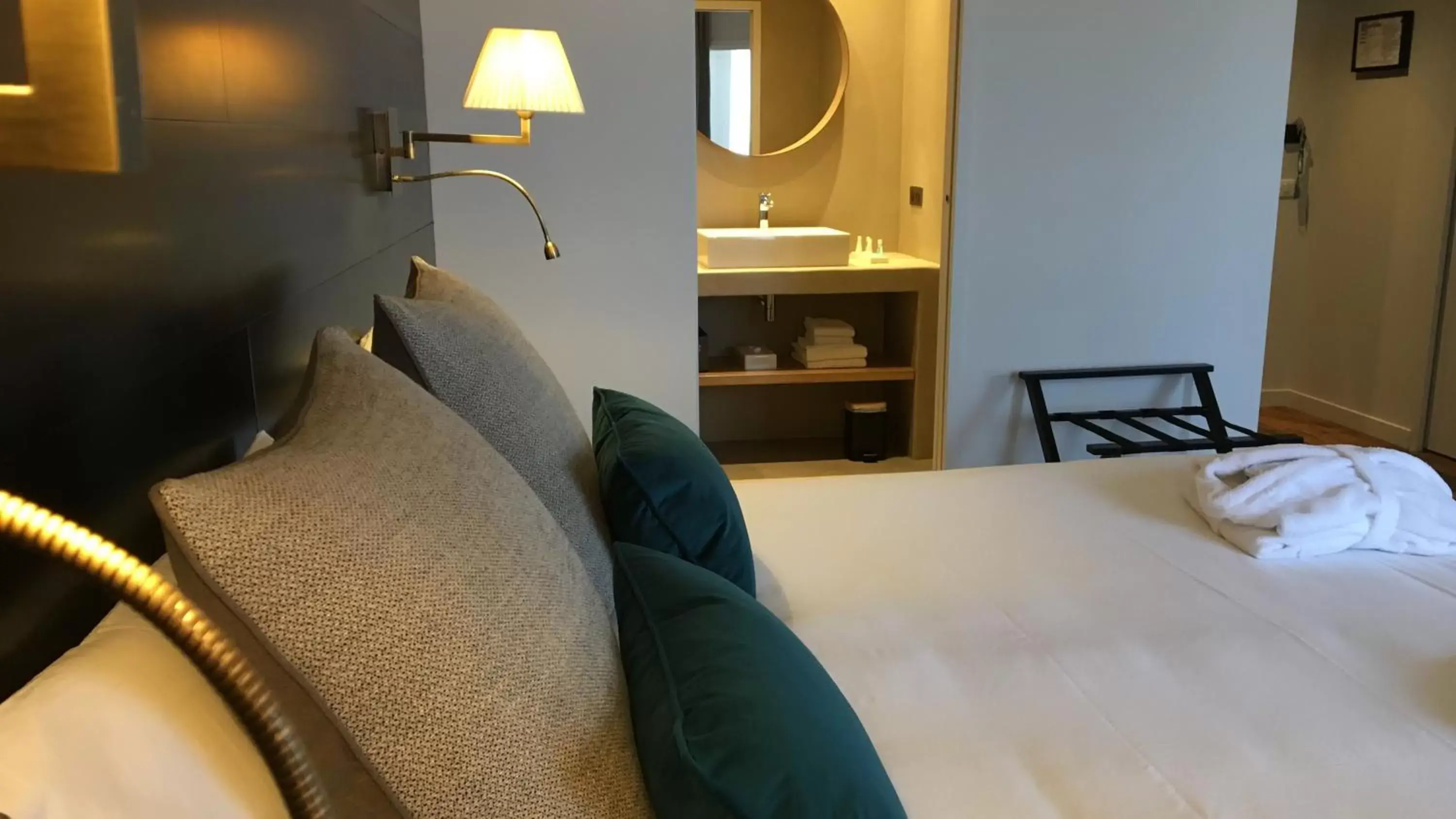 Bathroom, Seating Area in Hôtel de la Plage - Saint Jean de Luz