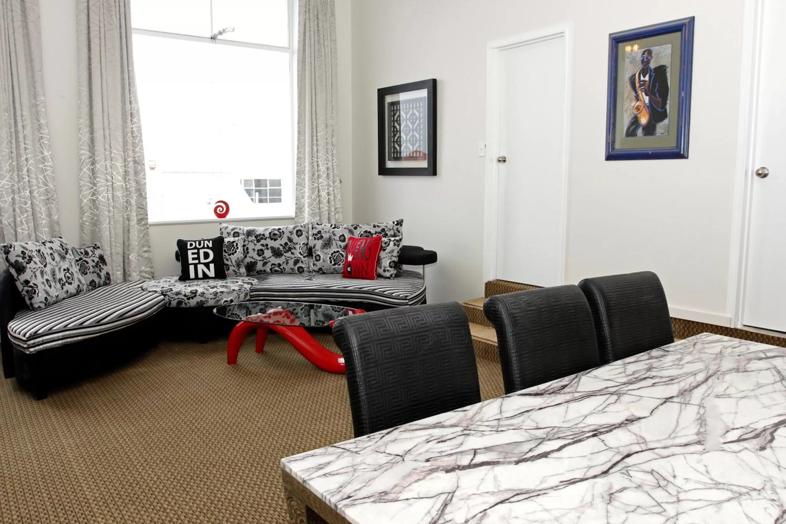 Living room in Motel on Carroll