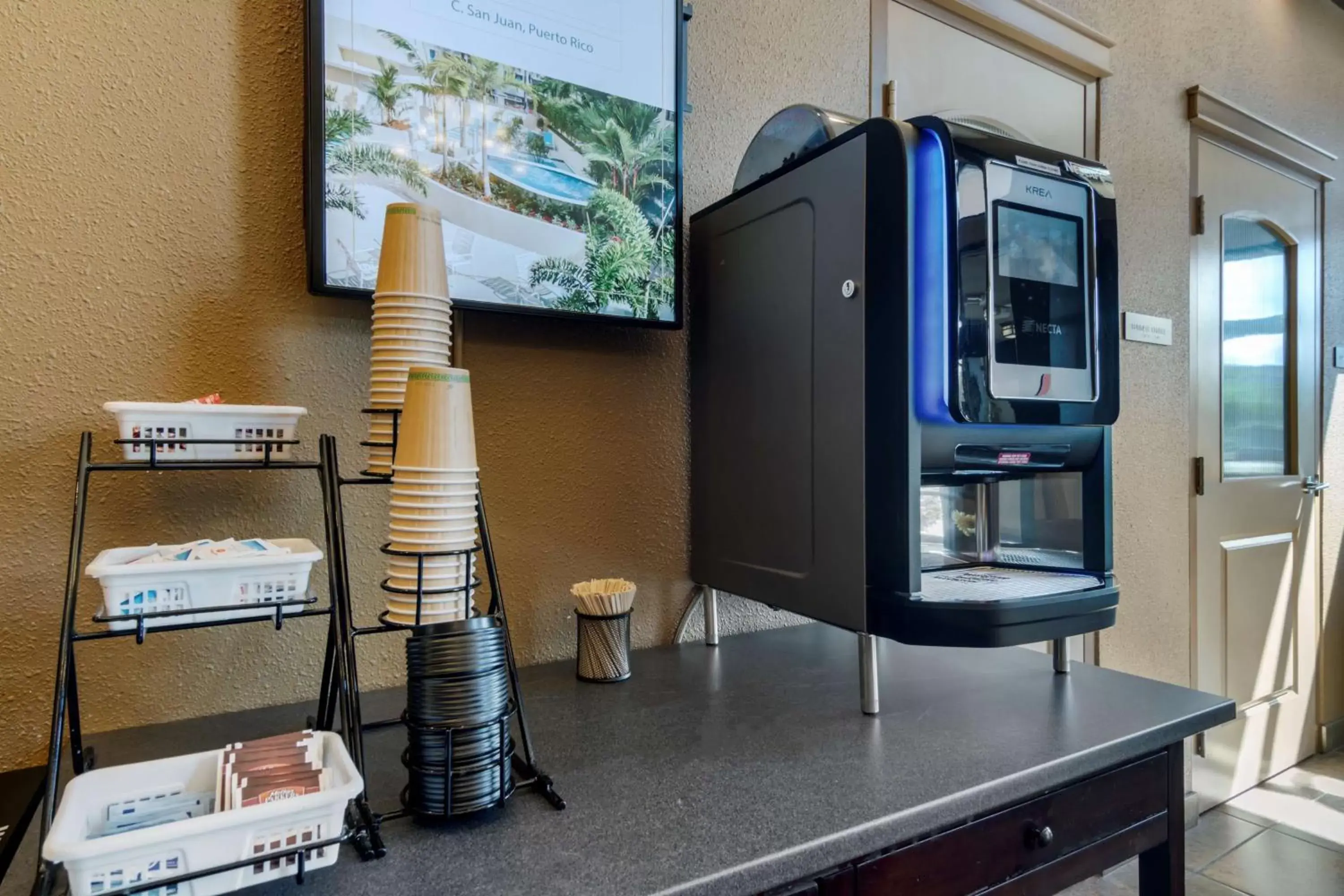 Breakfast in Best Western Plus Kamloops Hotel Breakfast in Best Western Plus Kamloops Hotel