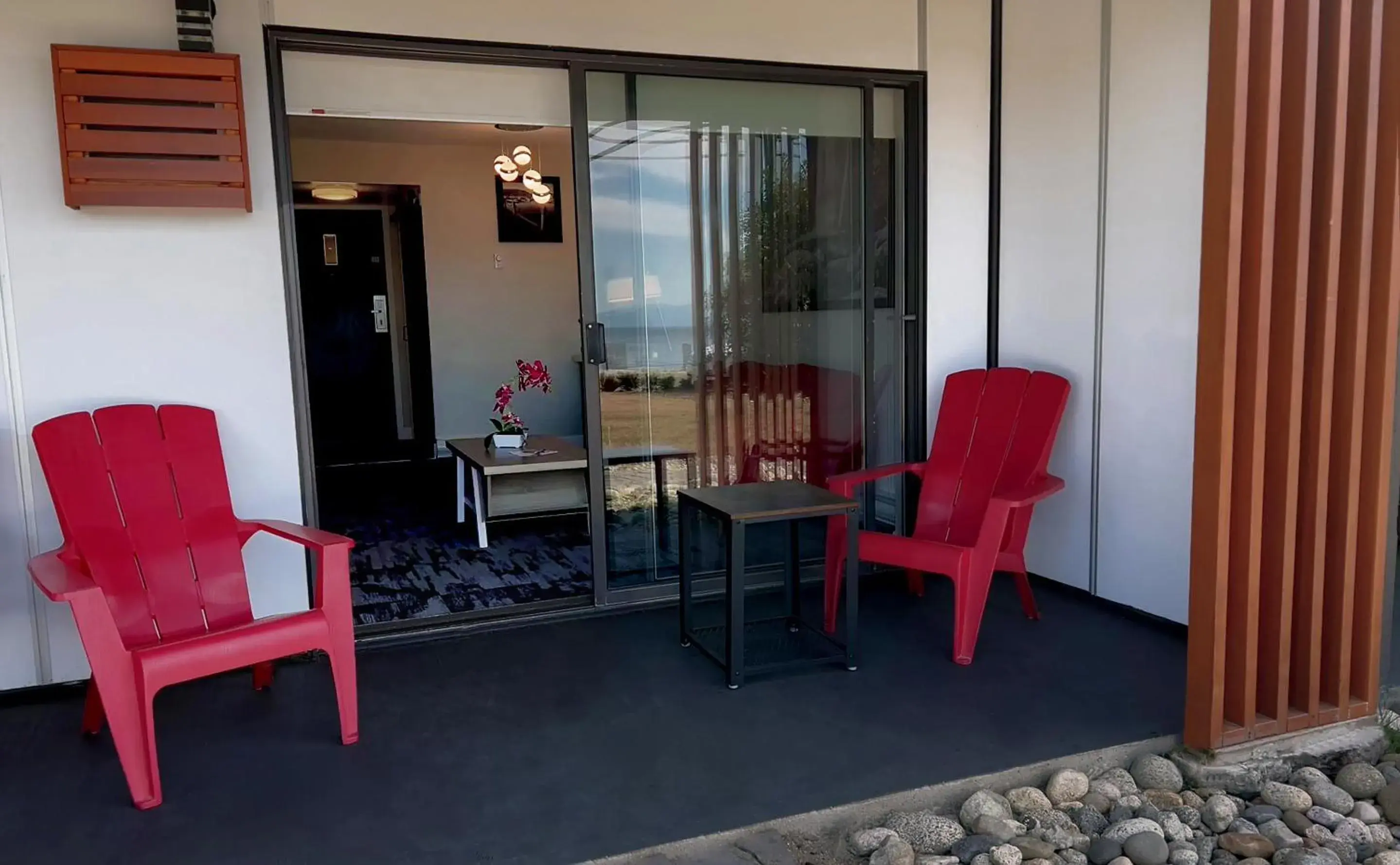 Seating Area in The Oceanside, a Coast Hotel