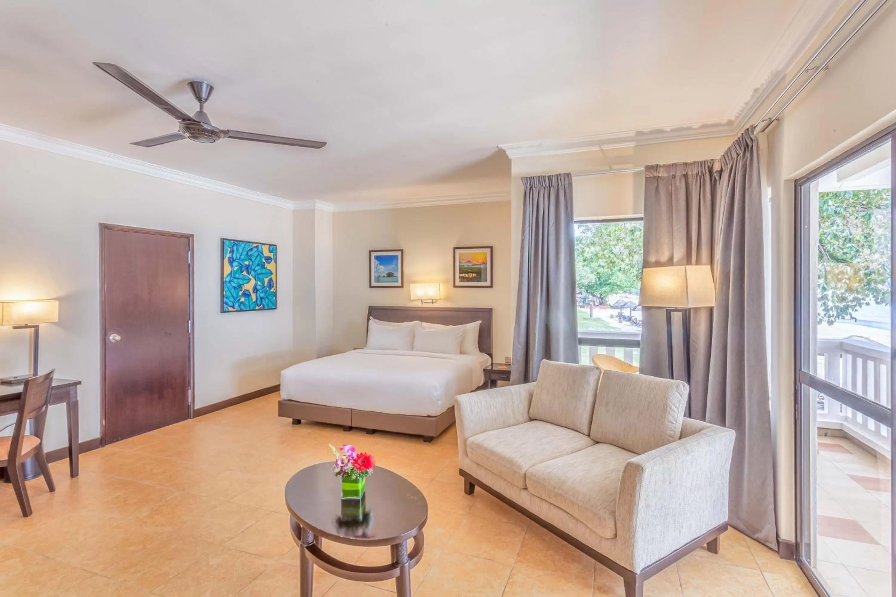 Bed in Camar Resort Langkawi