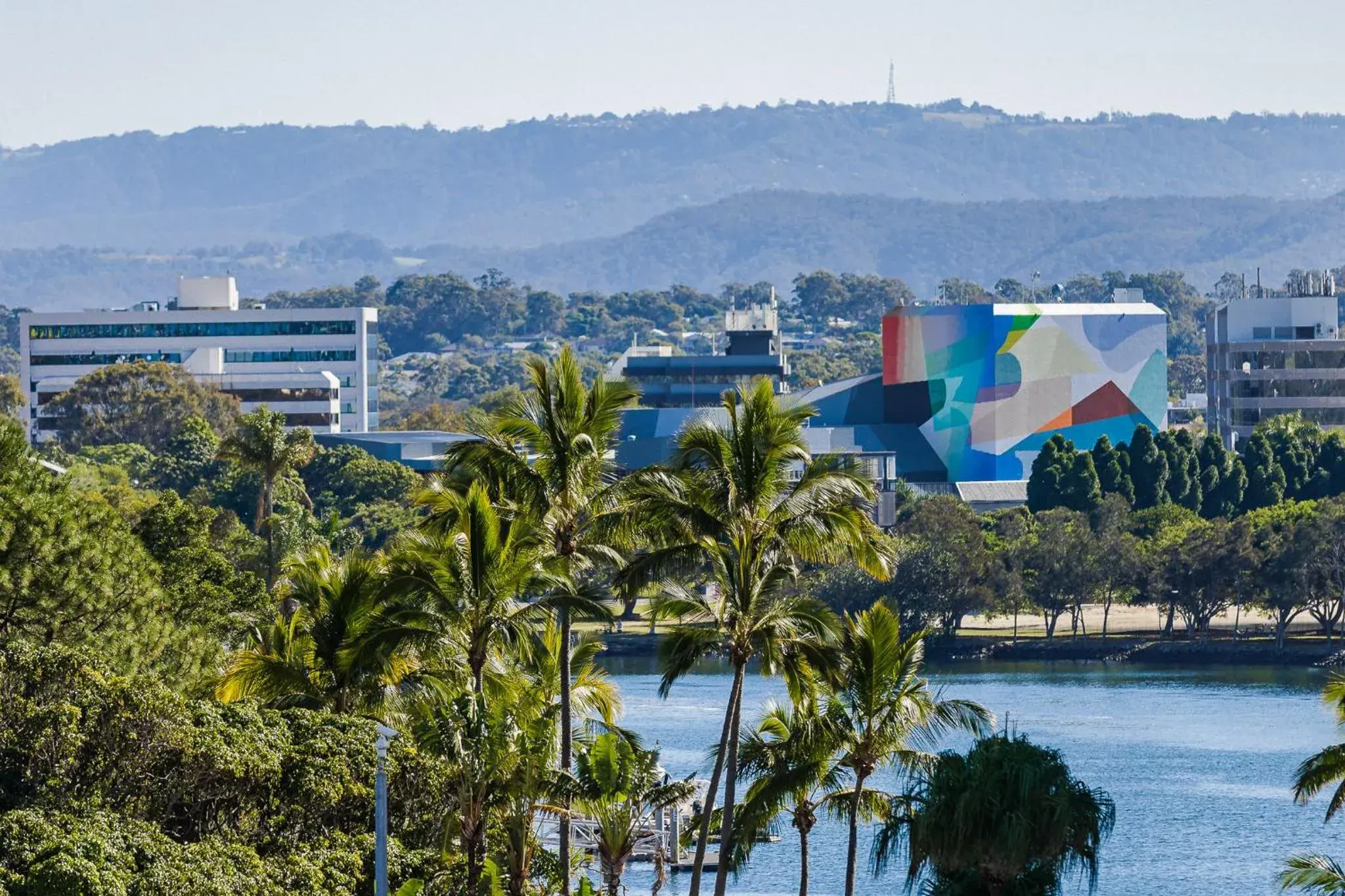 City view, Mountain View in Bunk Surfers Paradise