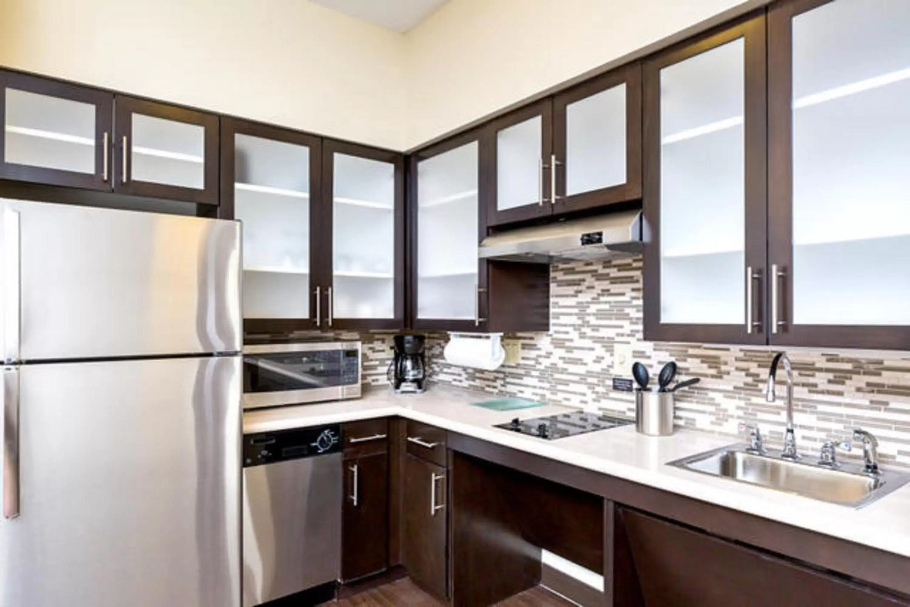 Photo of the whole room, Kitchen/Kitchenette in Staybridge Suites College Station, an IHG Hotel