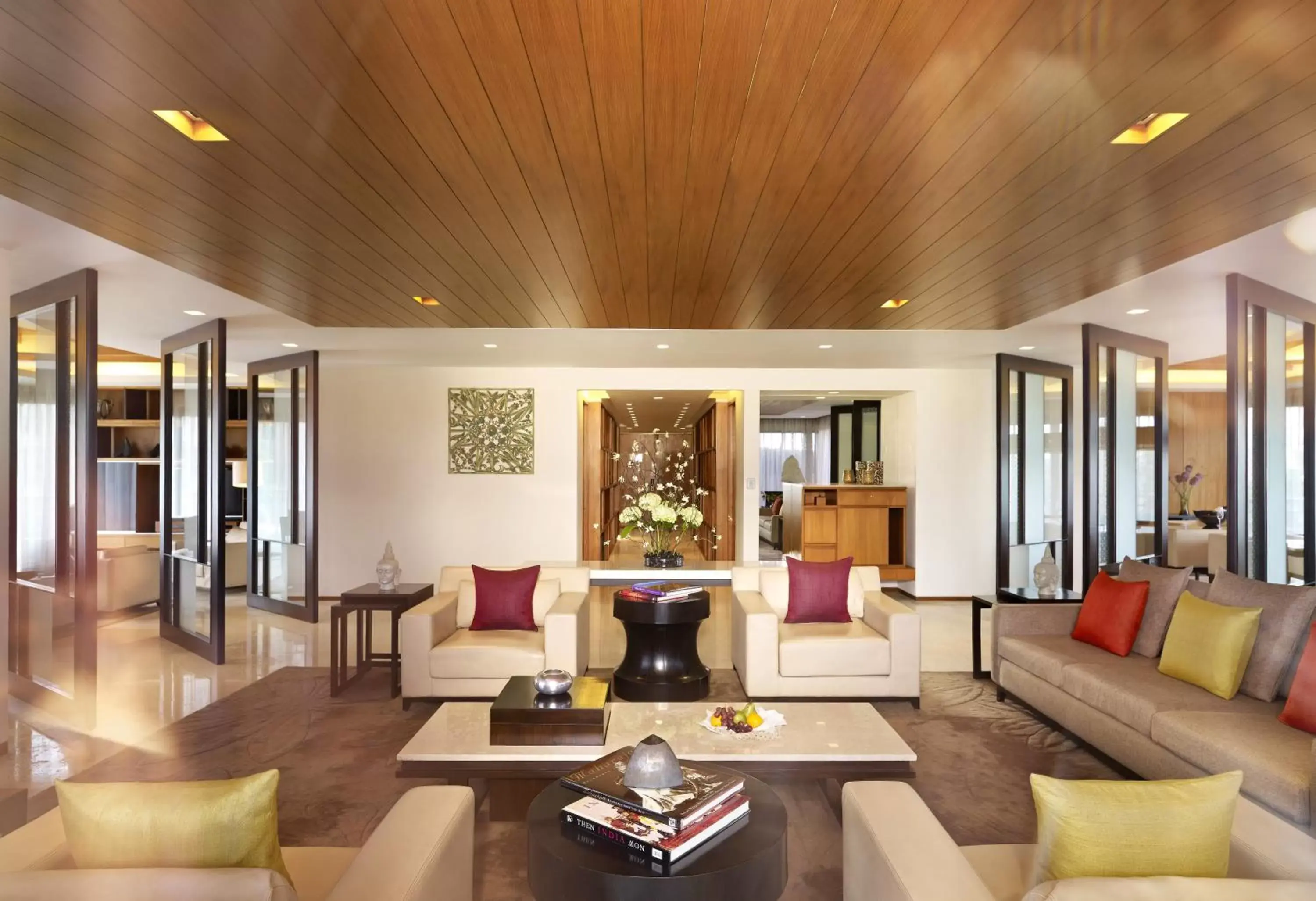 Lobby or reception, Seating Area in Vivanta Surajkund, NCR