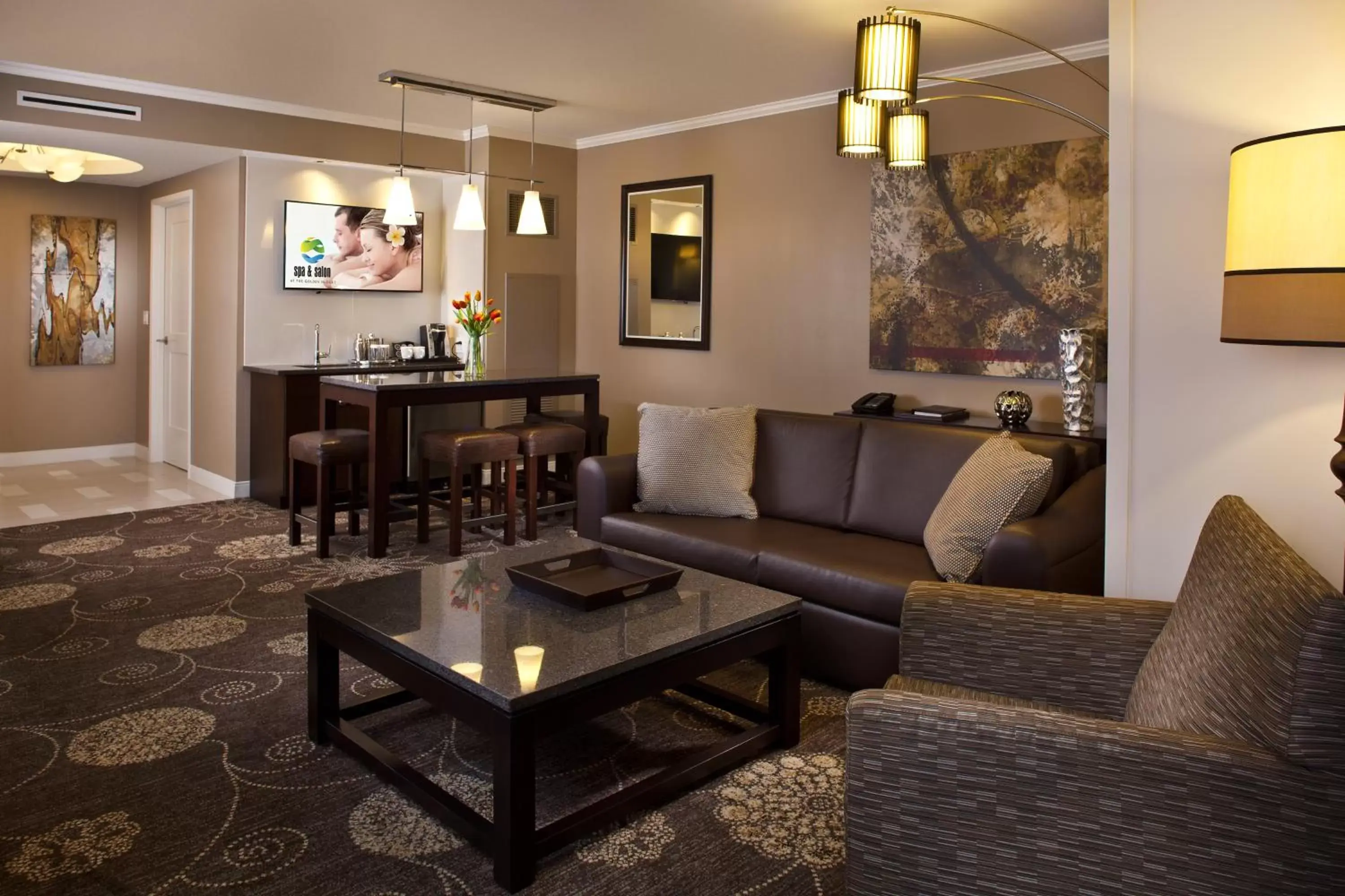 Living room, Seating Area in Golden Nugget Lake Charles