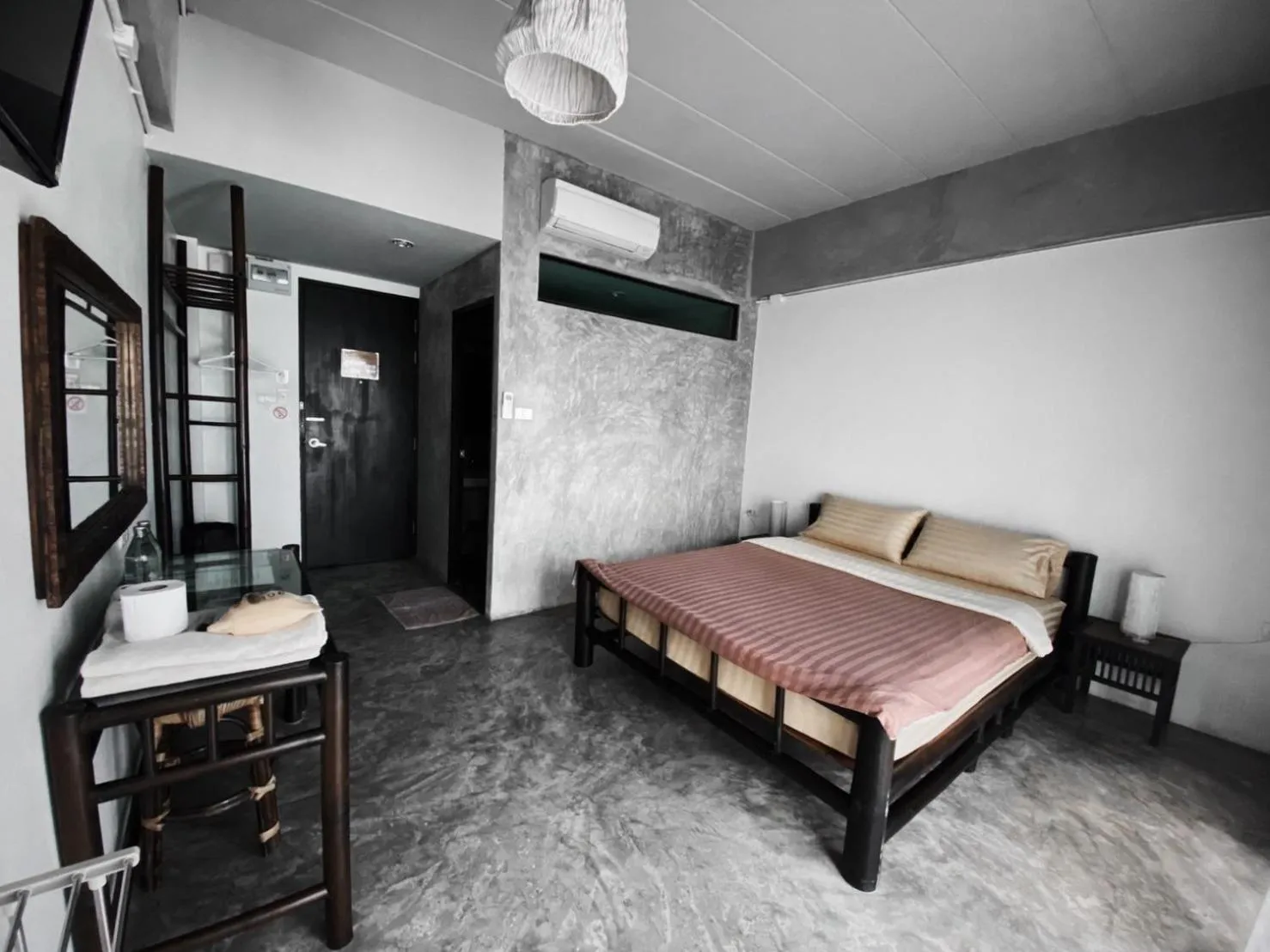 Bed in Lamphu House Chiang Mai