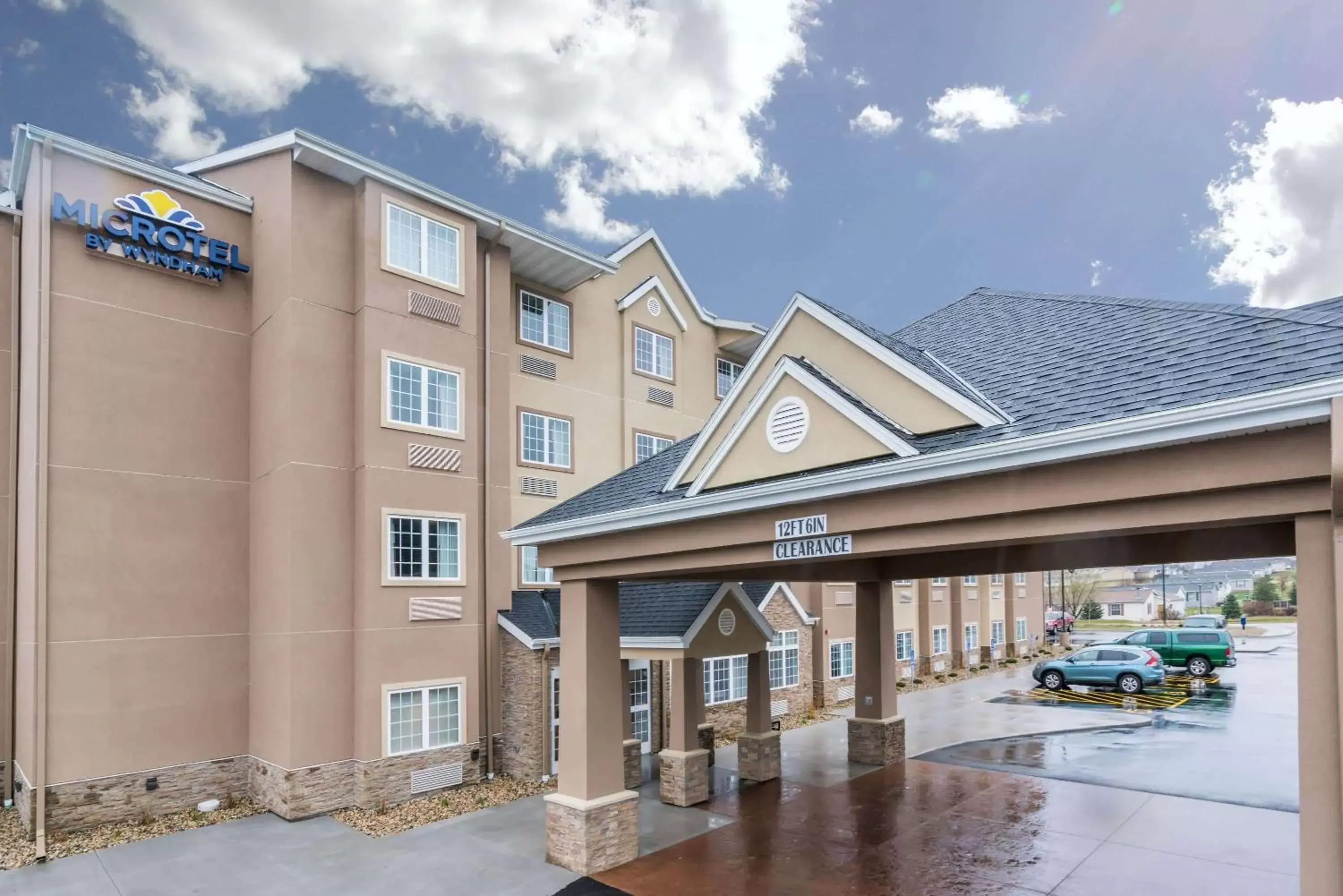 Property building in Microtel Inn & Suites by Wyndham Rochester South Mayo Clinic