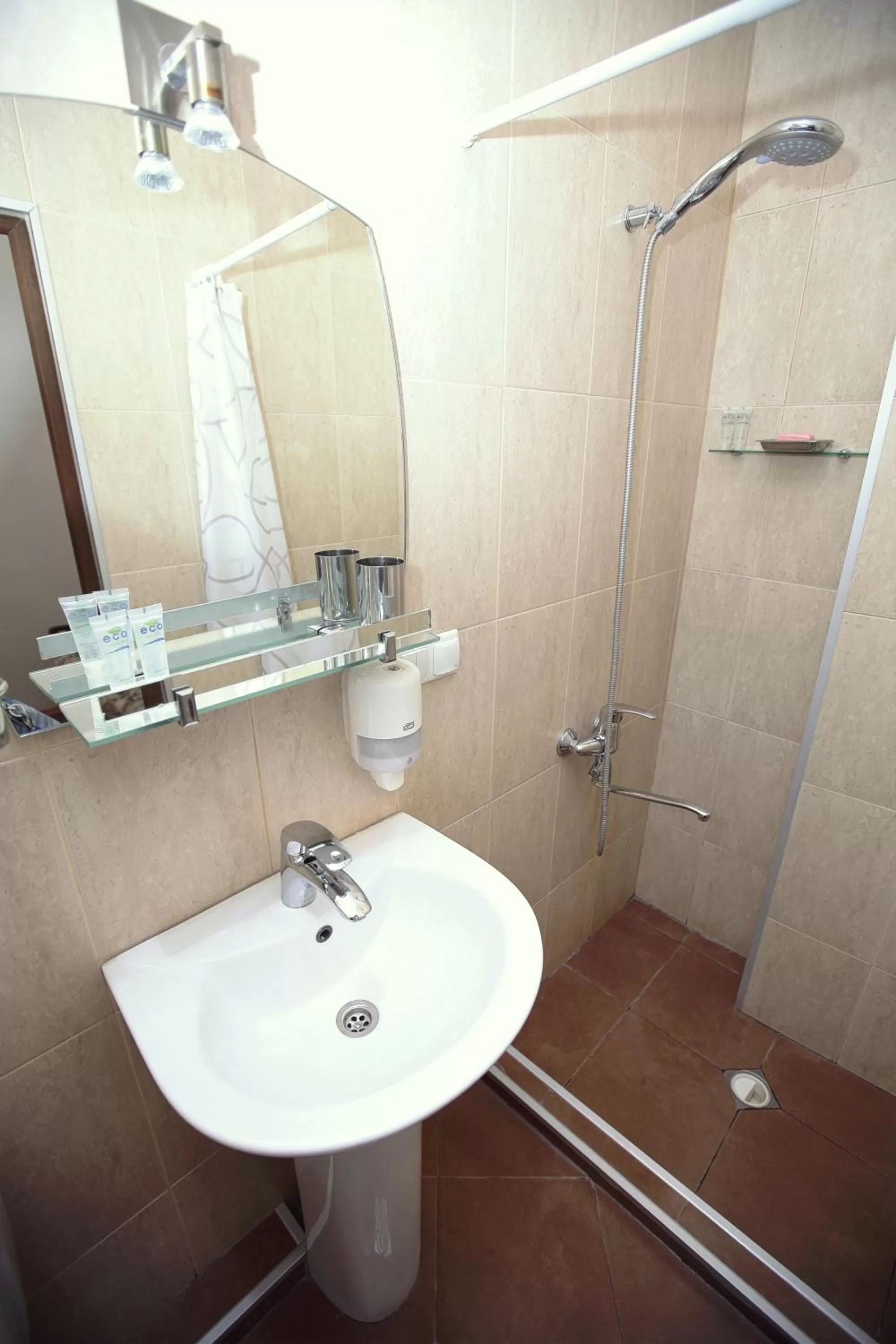 Toilet in Silver Hotel