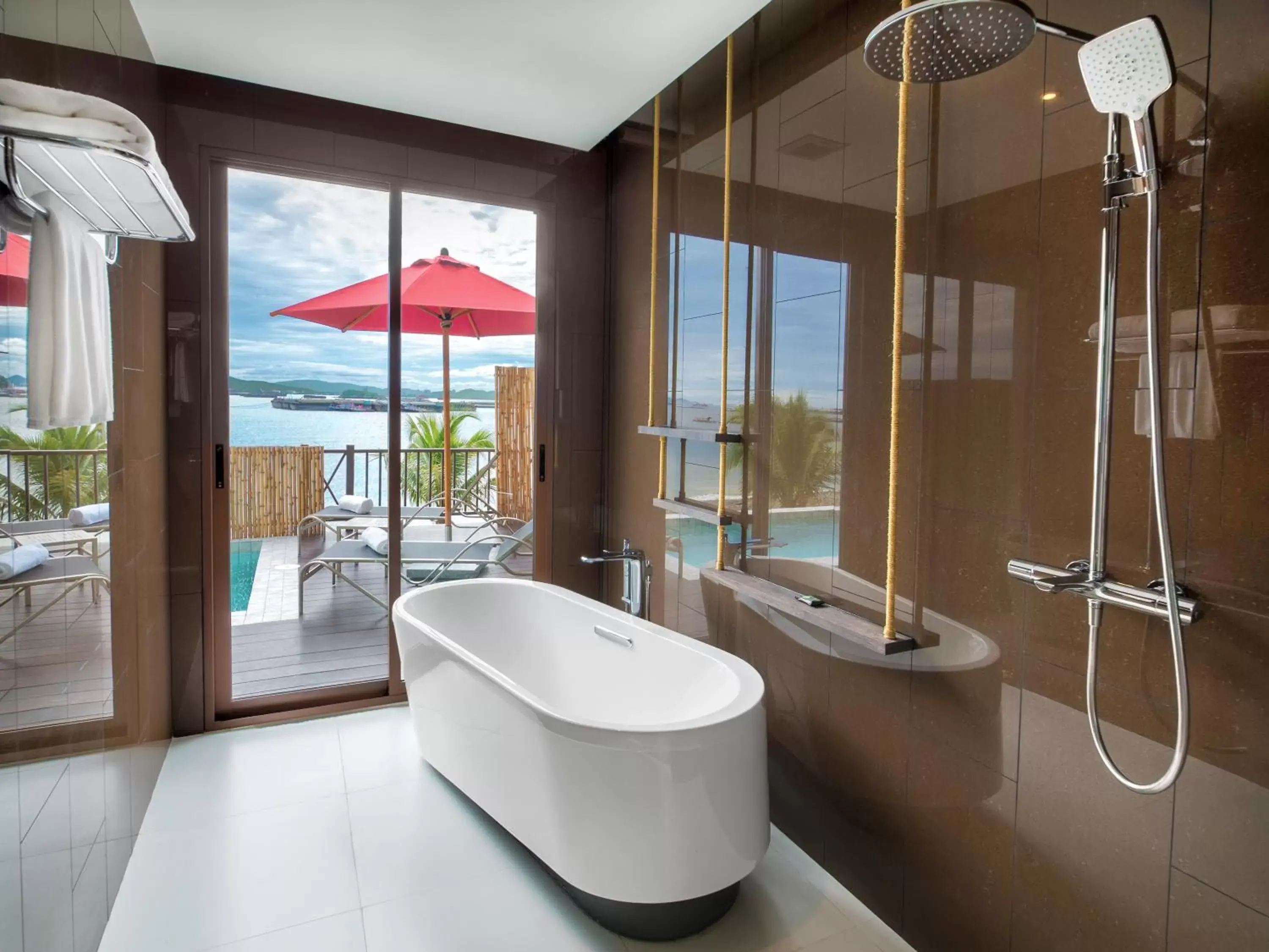 Bathroom in Novotel Marina Sriracha & Koh Si Chang